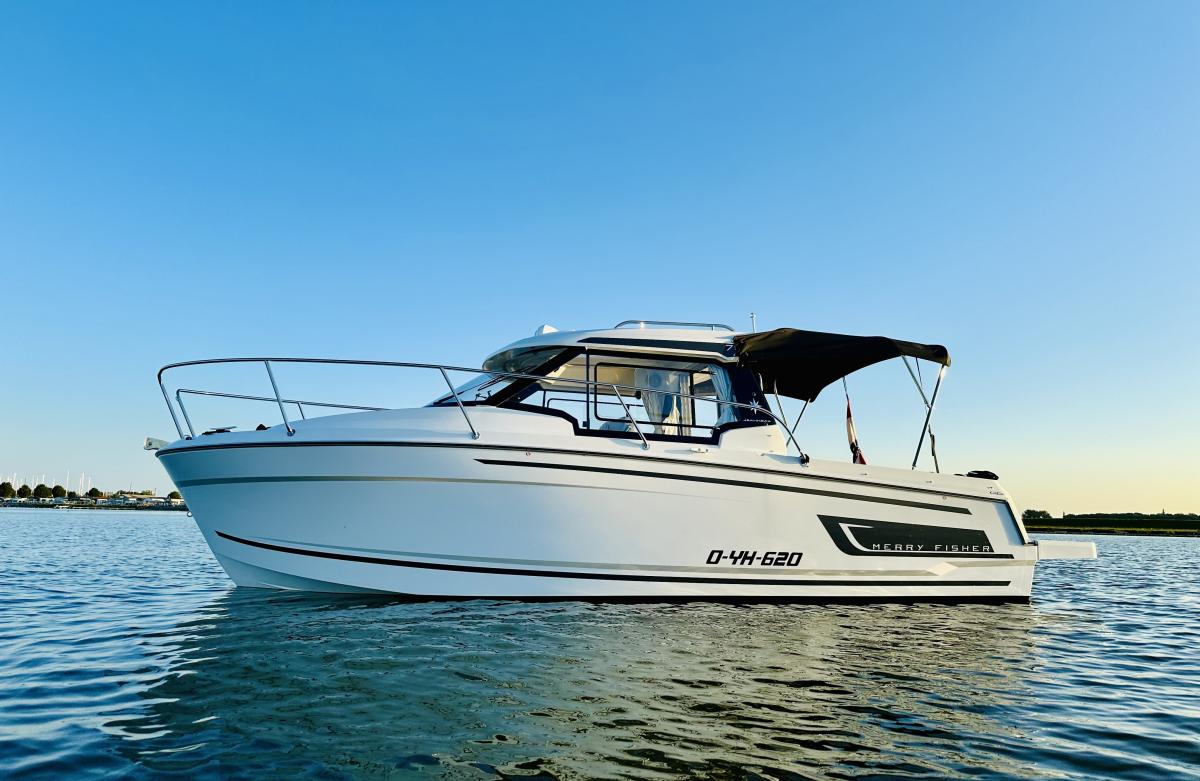 JEANNEAU 795 S2 MERRY FISHER