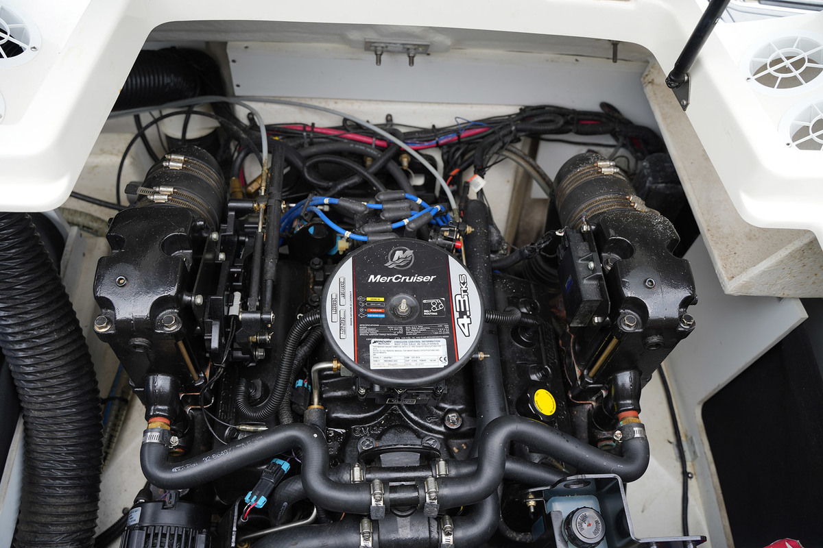 Sea Ray 19 SPX