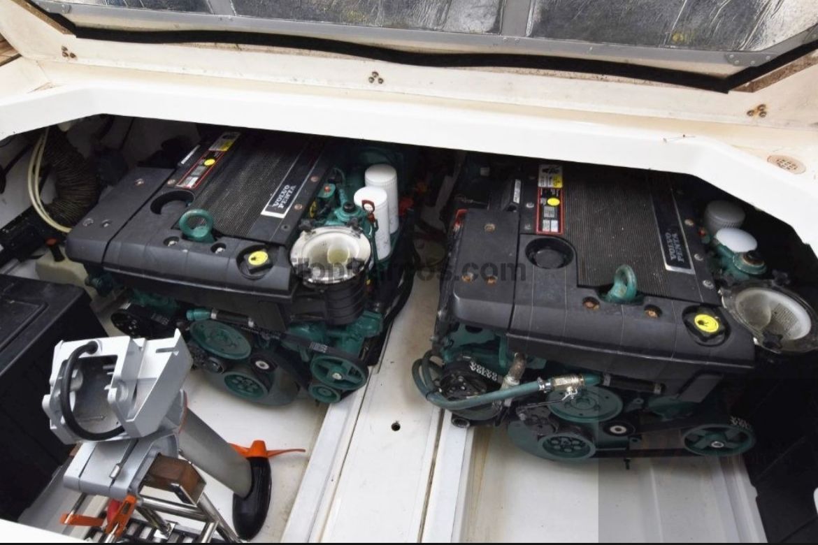 Sealine F34 Flybridge