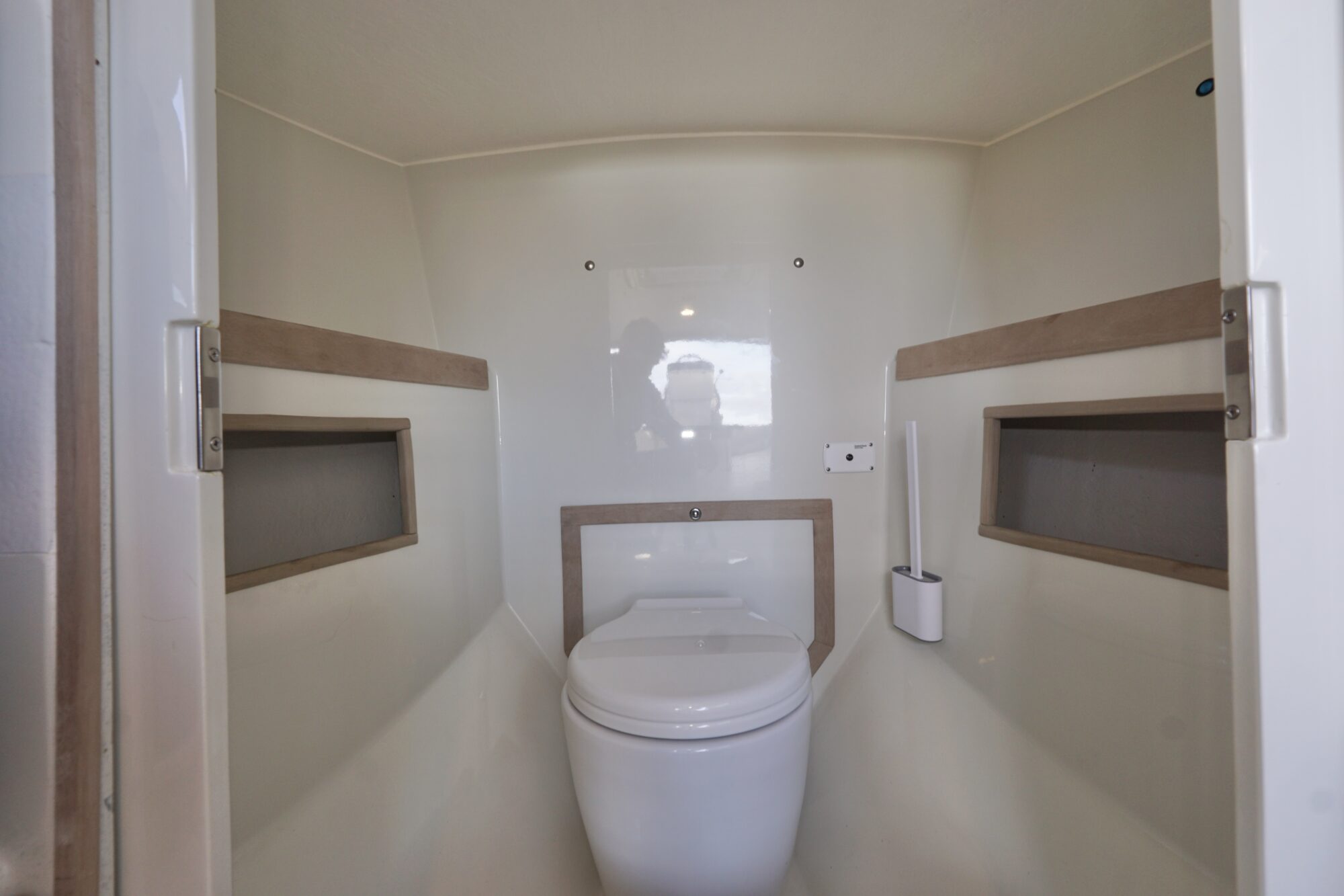 Damarin 732 Cabin