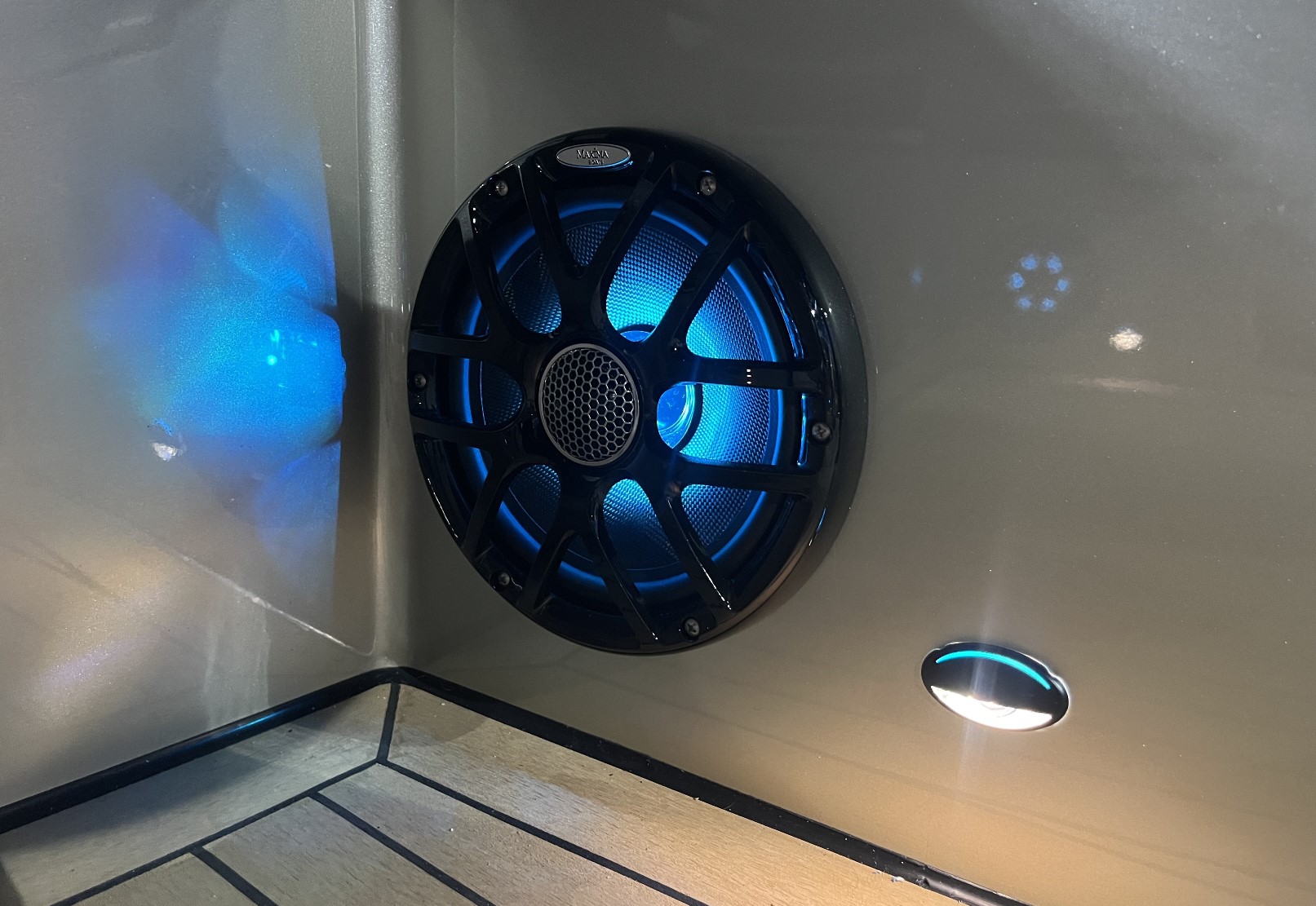 Maxima Boats 35 met 2x Honda 250 pk op voorraad!