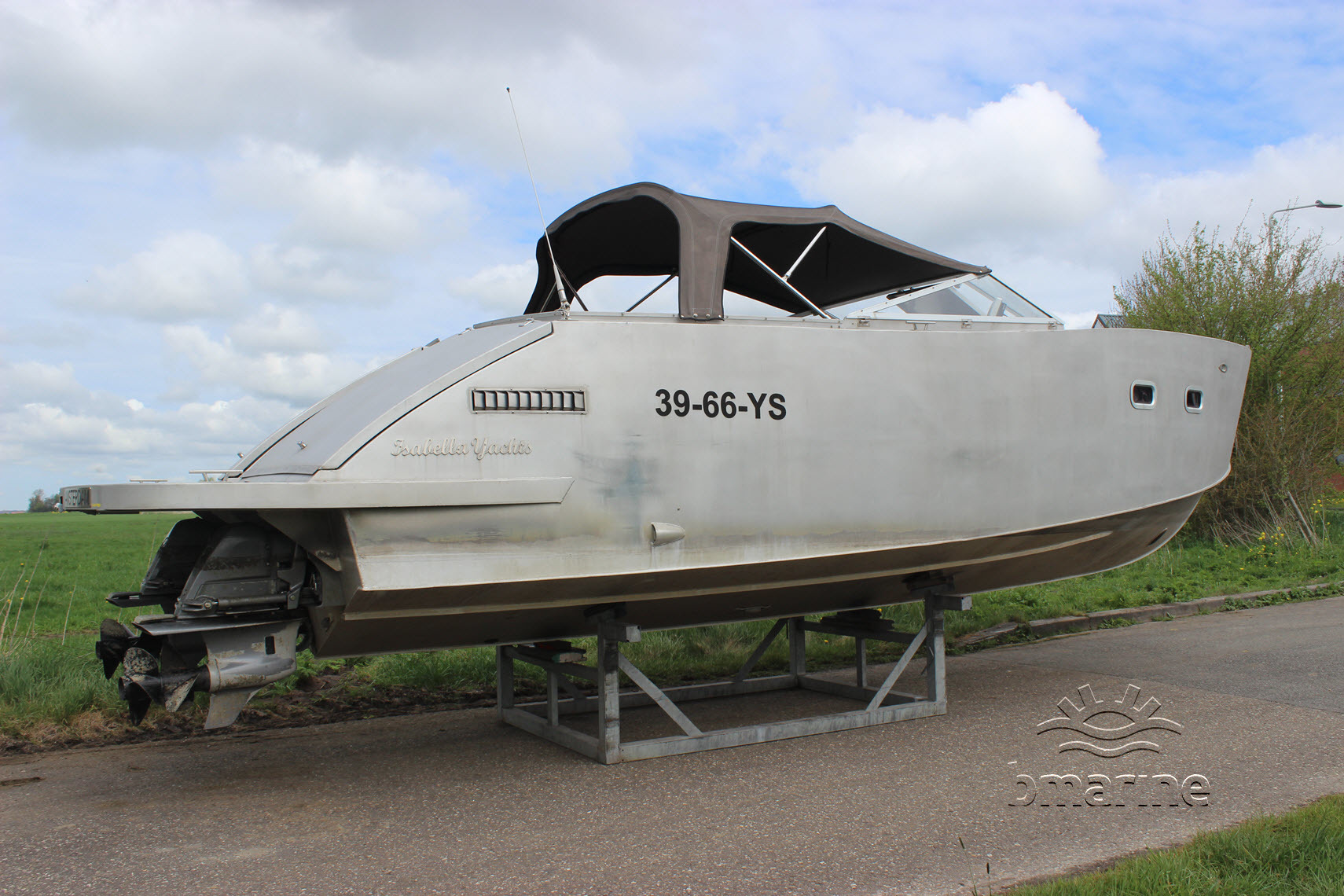 Isabella Yachts ST850