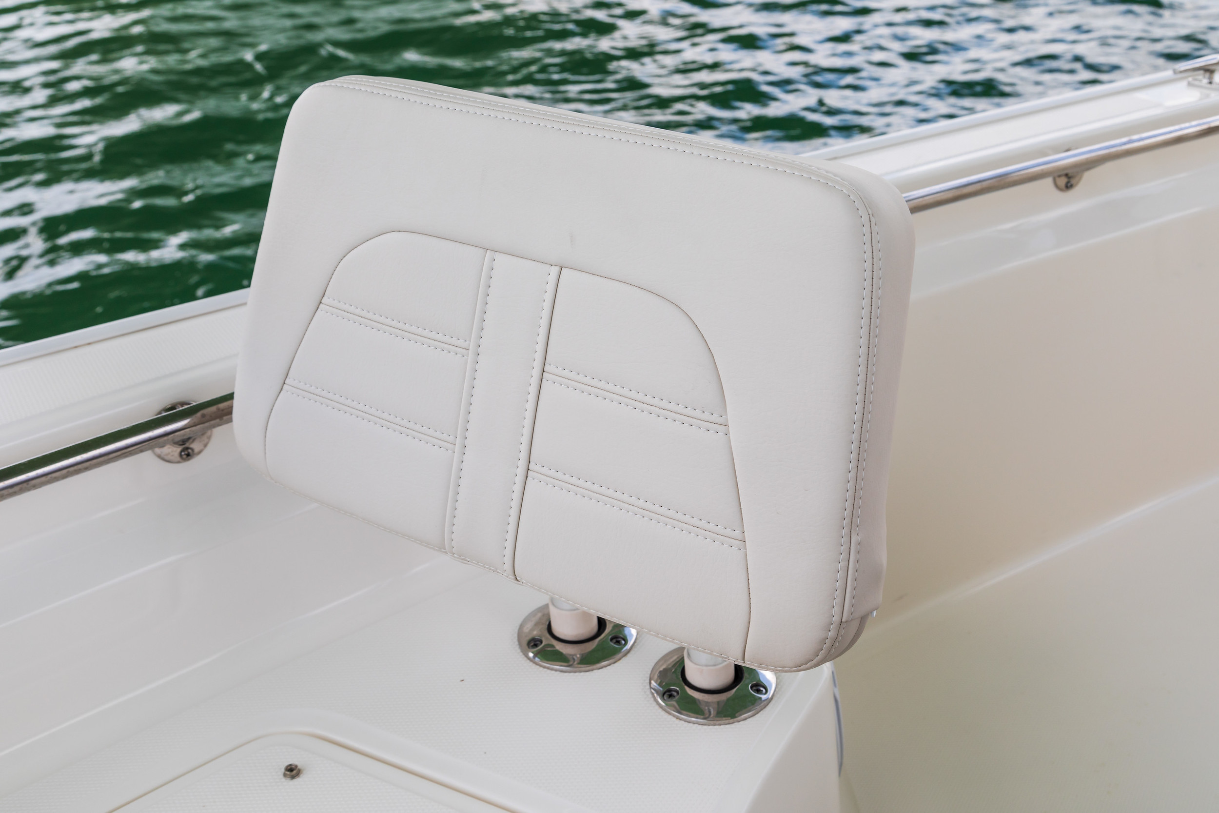 Boston Whaler 210 Montauk