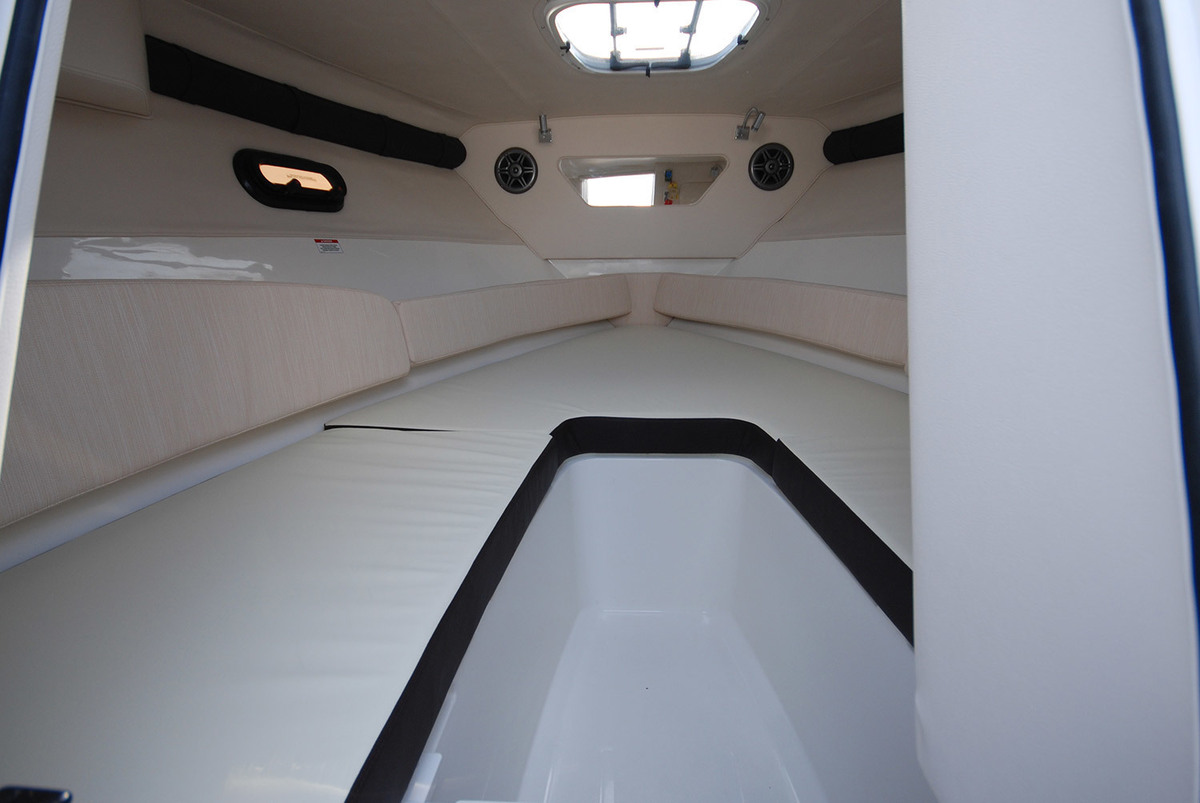 Sea Ray Sun Sport 250