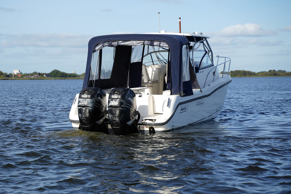 Boston Whaler 285 Conquest