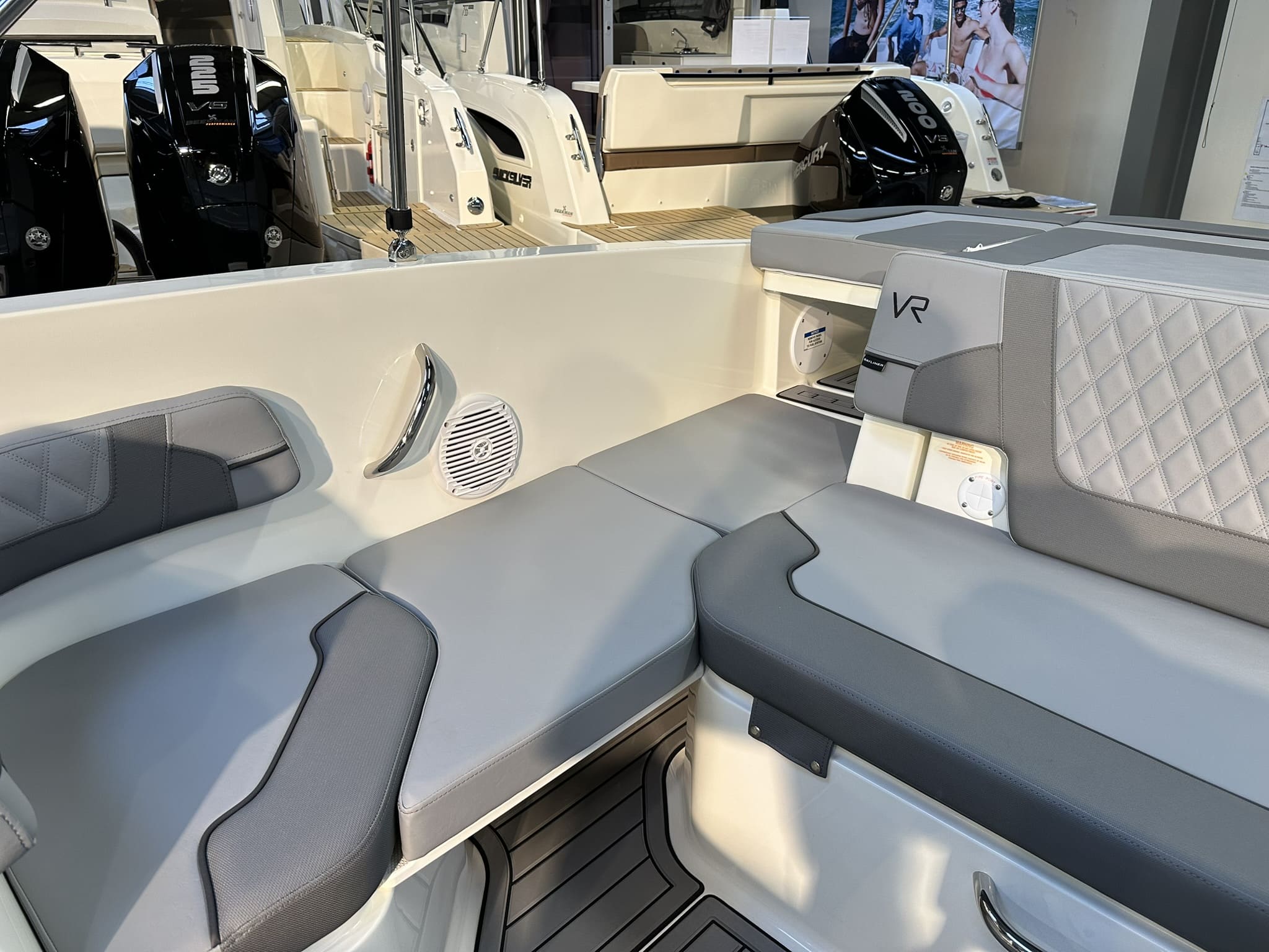 Bayliner VR6 Bowrider