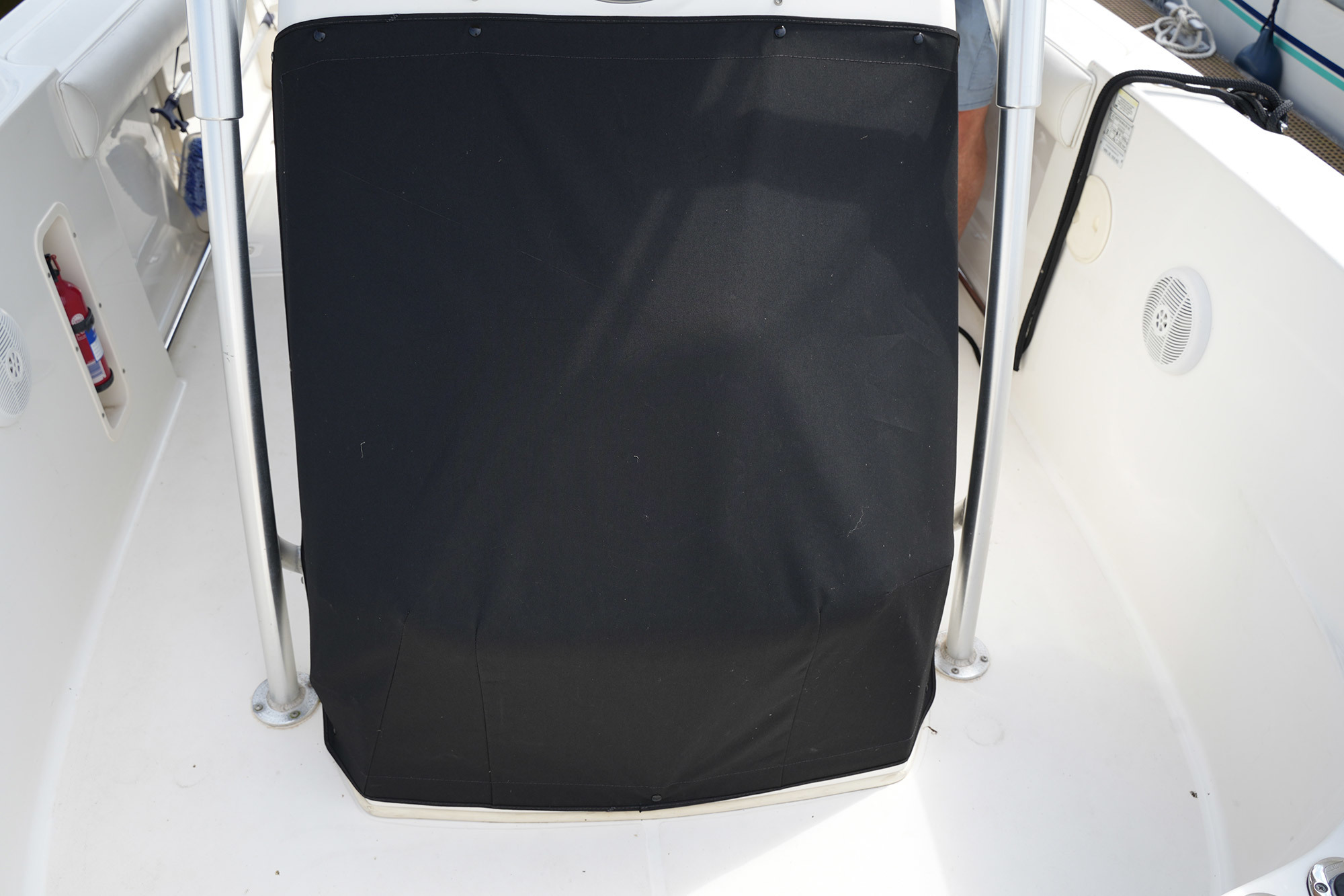 Boston Whaler 270 Outrage