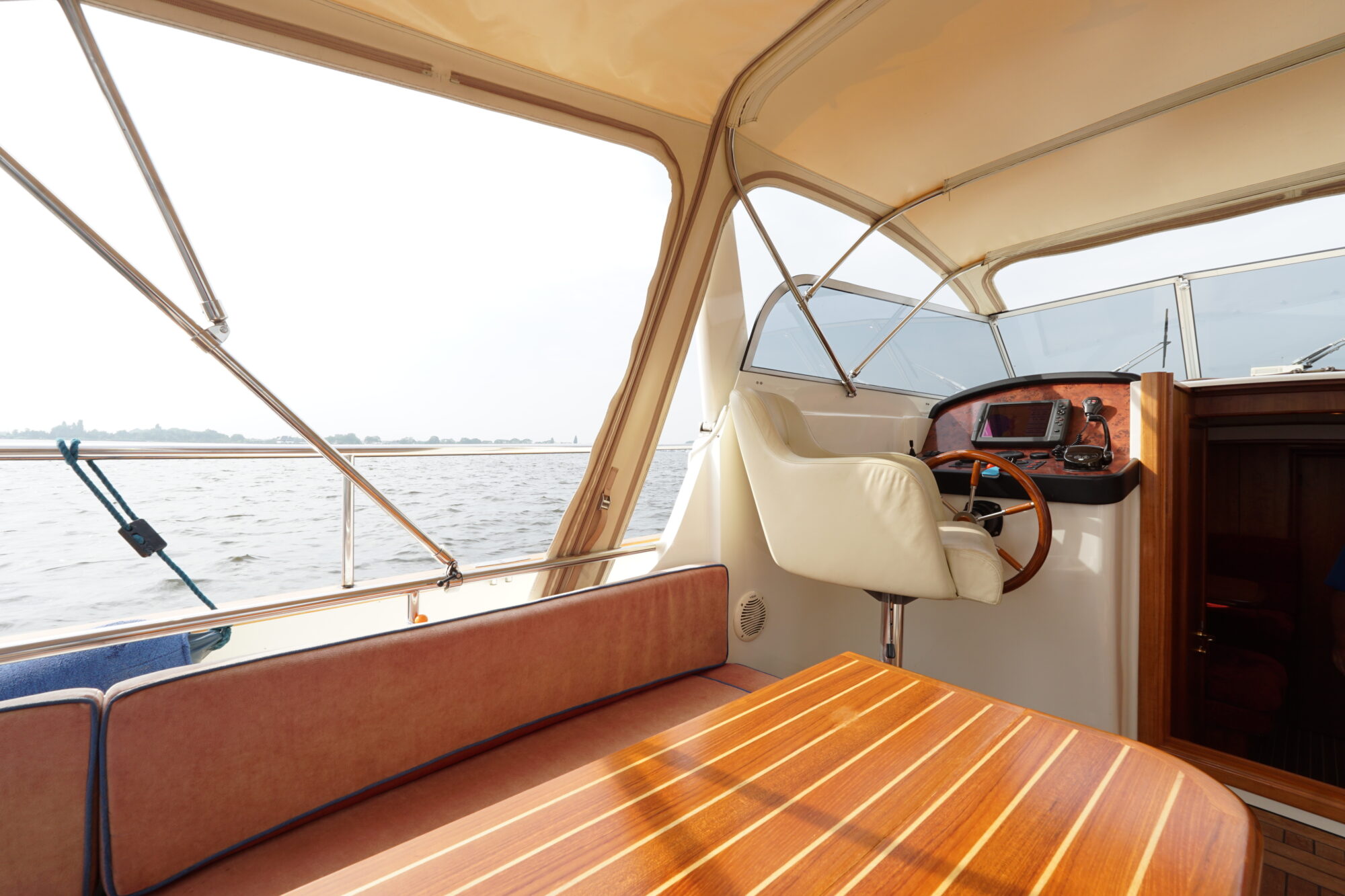 Tryvia 1100 OK Cabrio Spiegeldeur