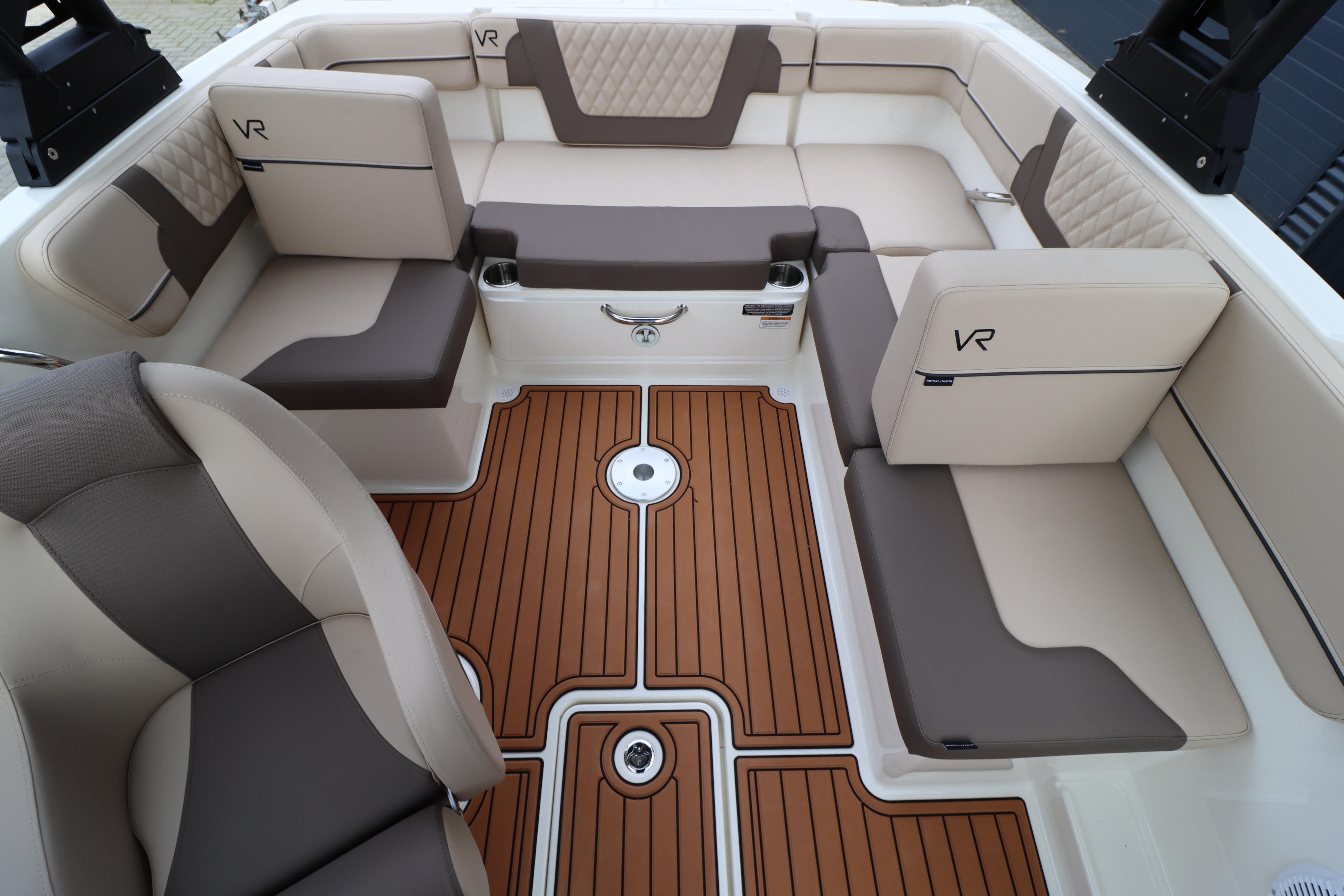 Bayliner VR4 Bowrider OB