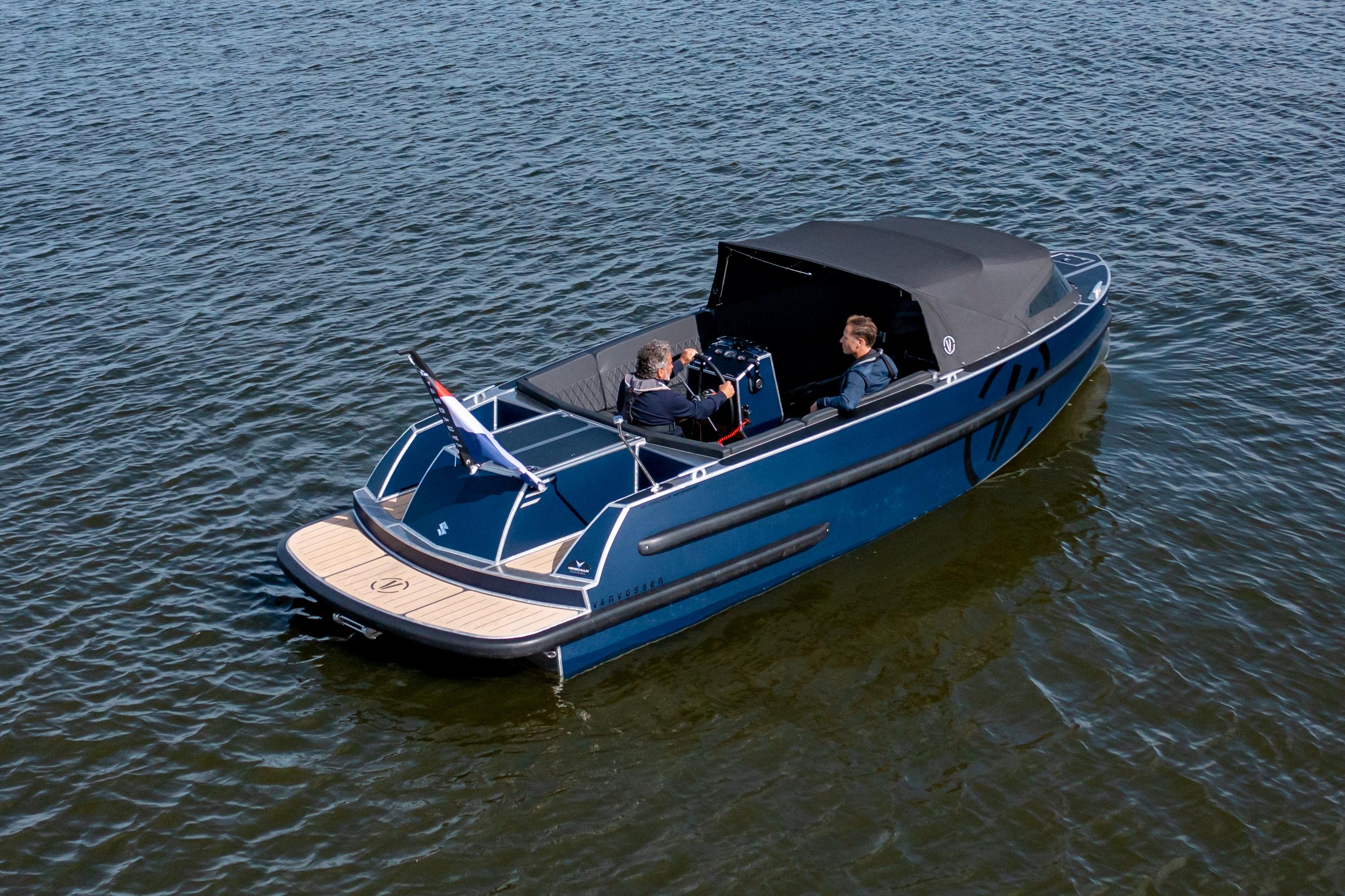 Van Vossen 777 Tender Sport DE GROOTSTE SLOEPENSHOWROOM VAN NEDERLAND