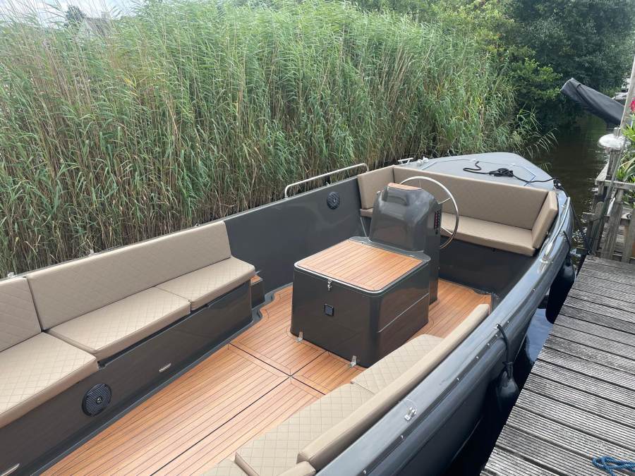 Stout 750 demo Loosdrecht verkocht