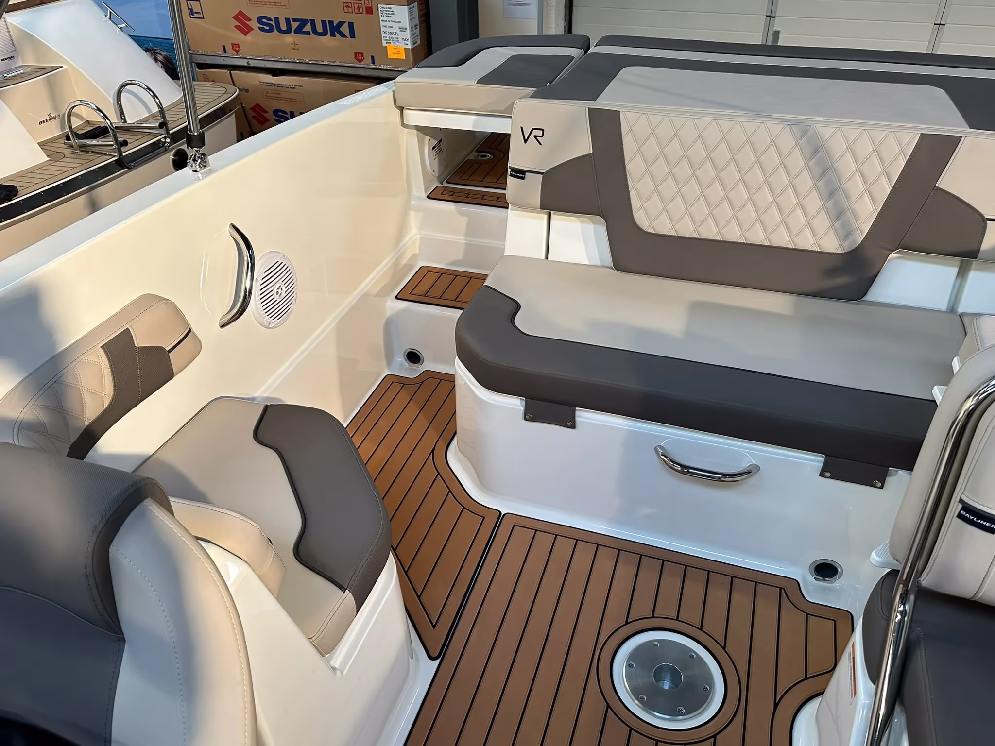 Bayliner VR6 Bowrider