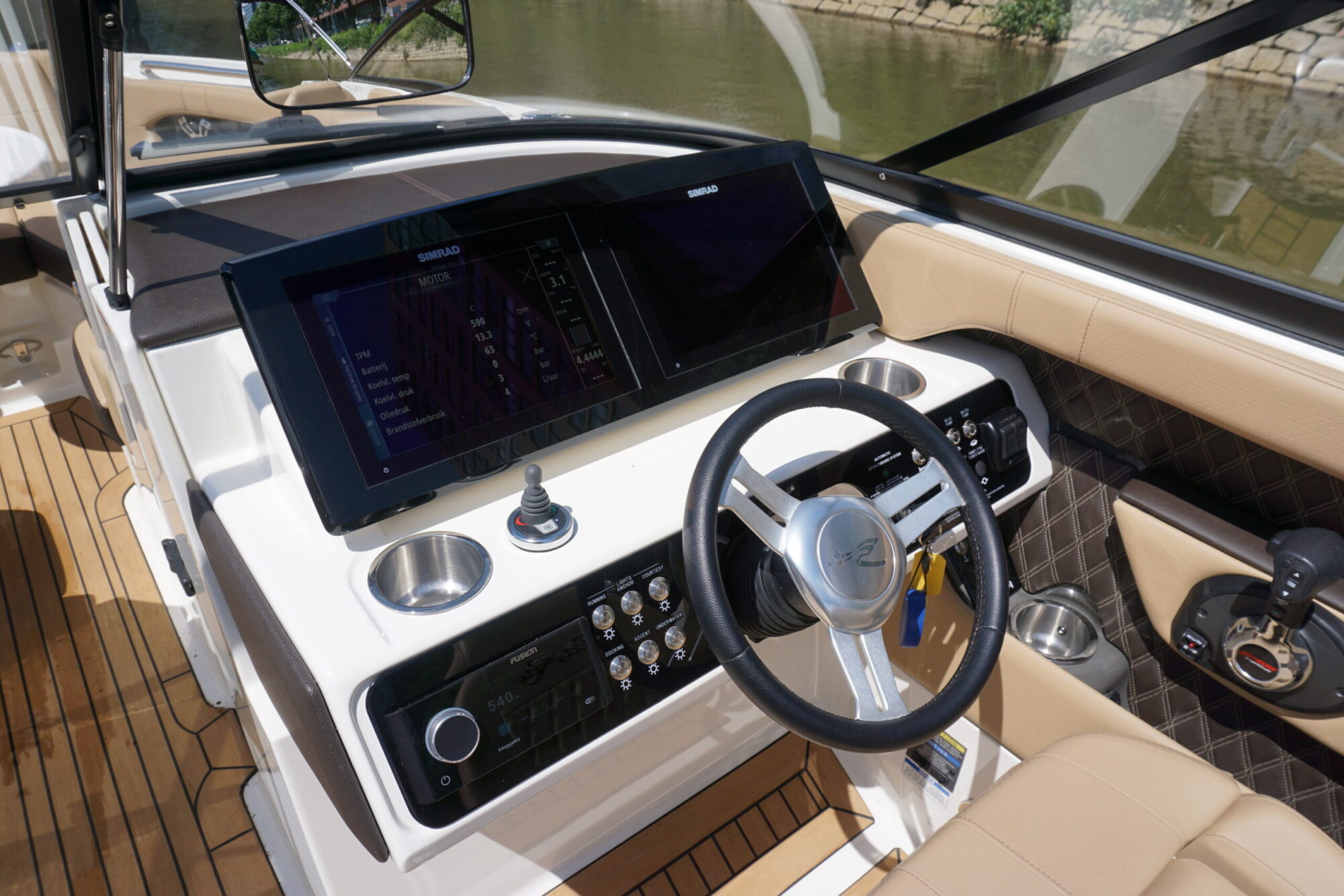 Sea Ray 250 SLX
