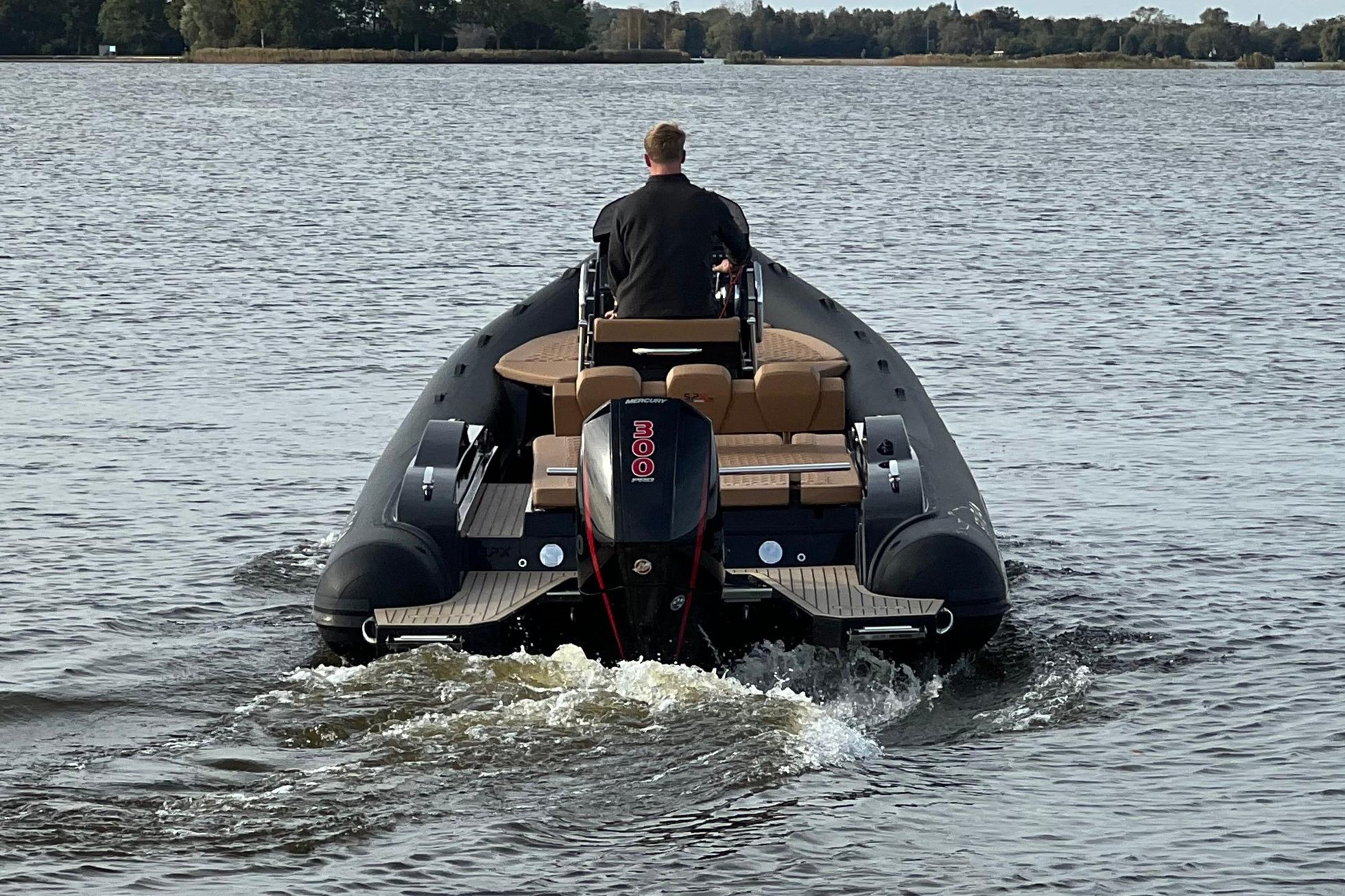SPX RIB 24 Dinette