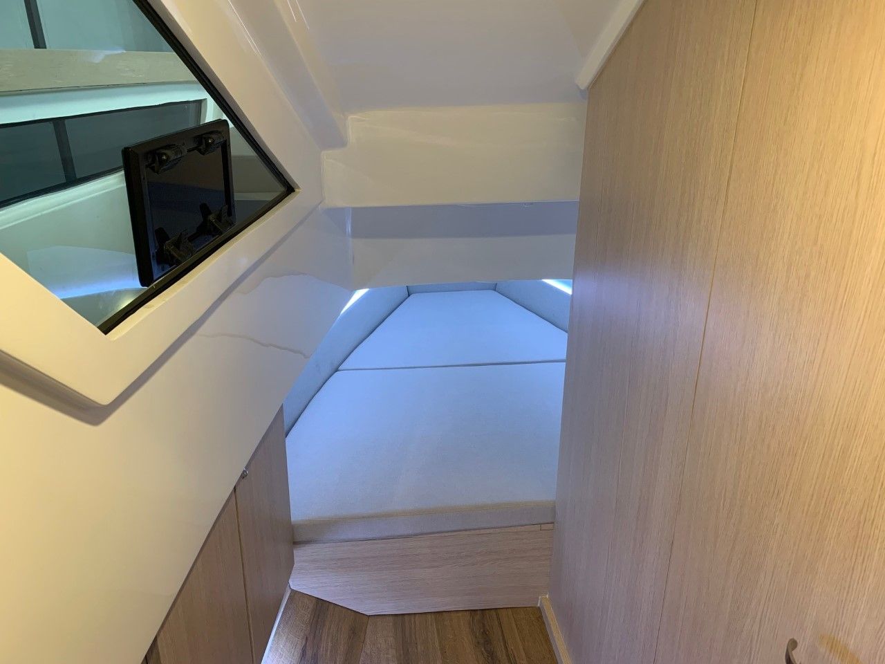 Nuva Yachts M9 Open Demo Aanbieding