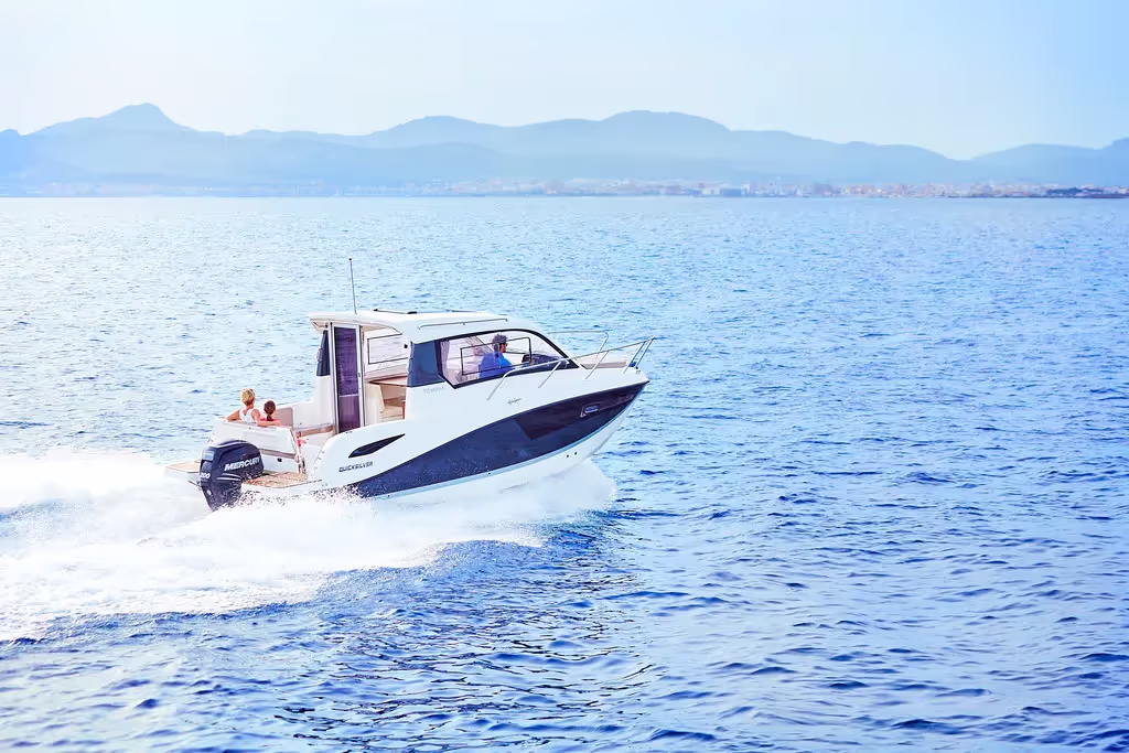 Quicksilver 805 Weekend