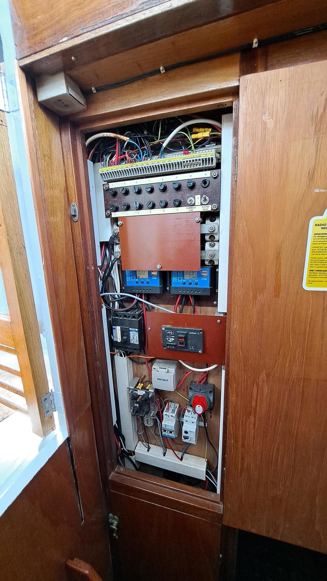 Pieter Beeldsnijder Gouwzee 3A