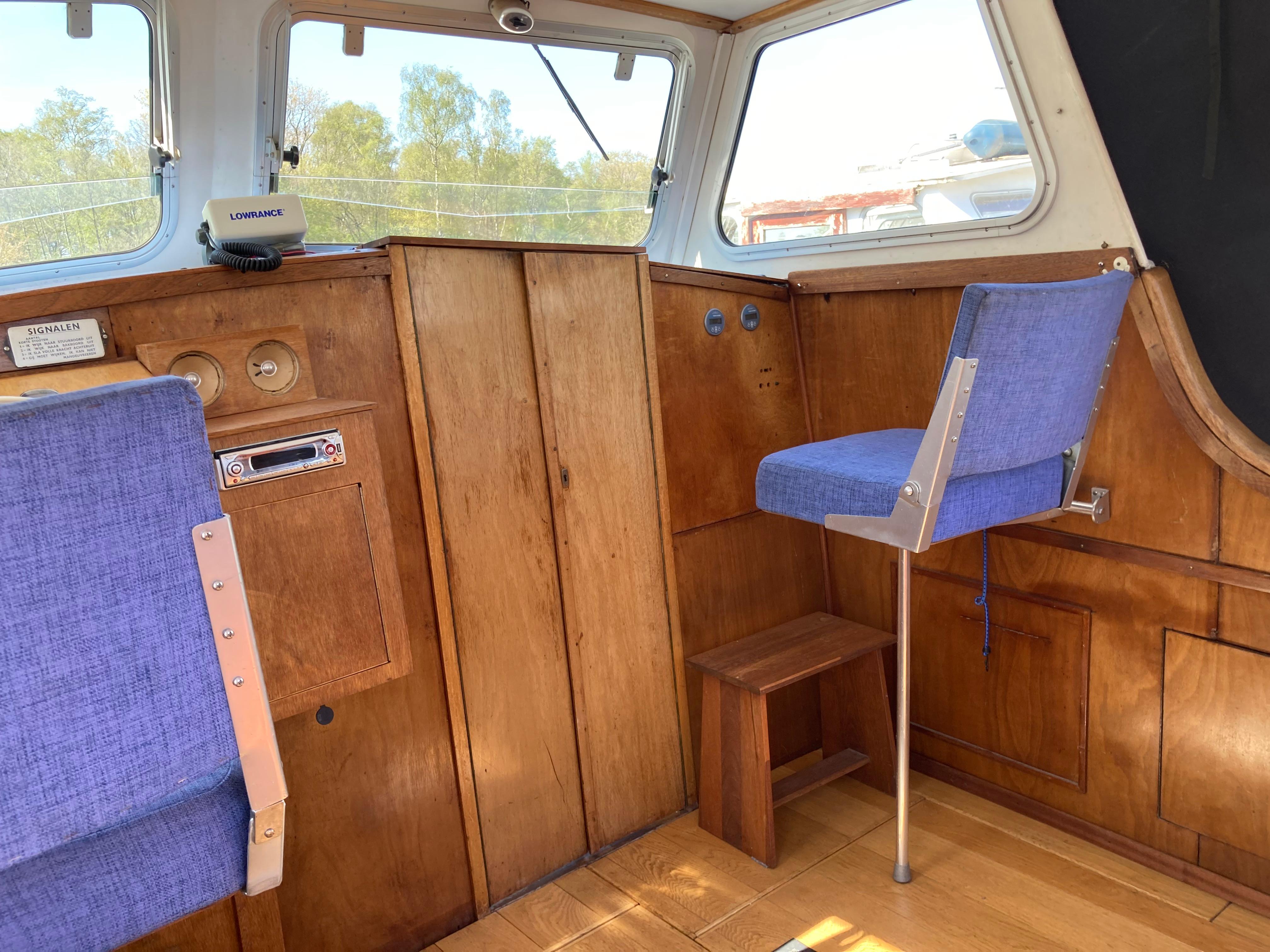 Motor Yacht Super Favorite AK 9.40