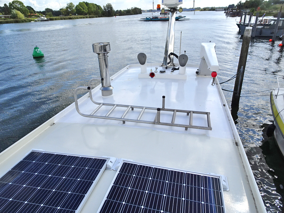 ex Patrouille vaartuig / Varend Woonschip 18.26 met UBC