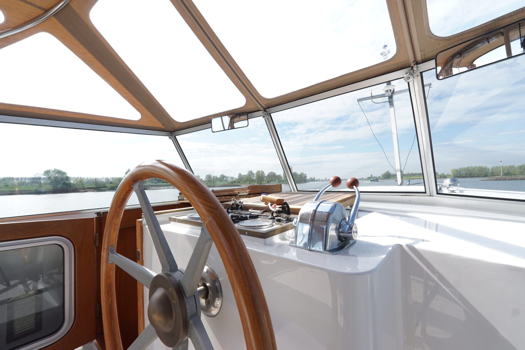 Flevo Spiegelkotter 12.50 AK Cabrio