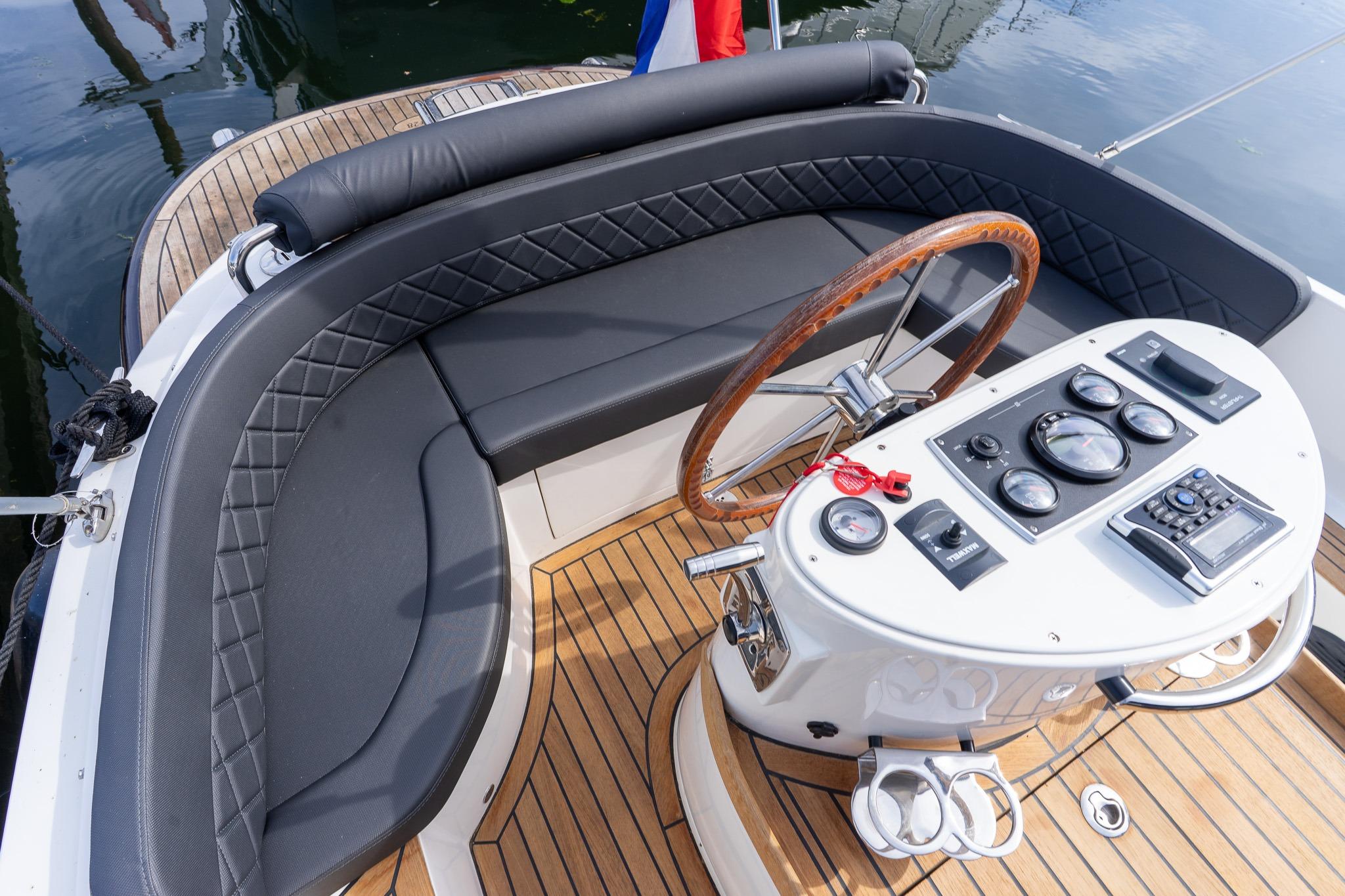 Tender Nauta Spirit 28 Cabin