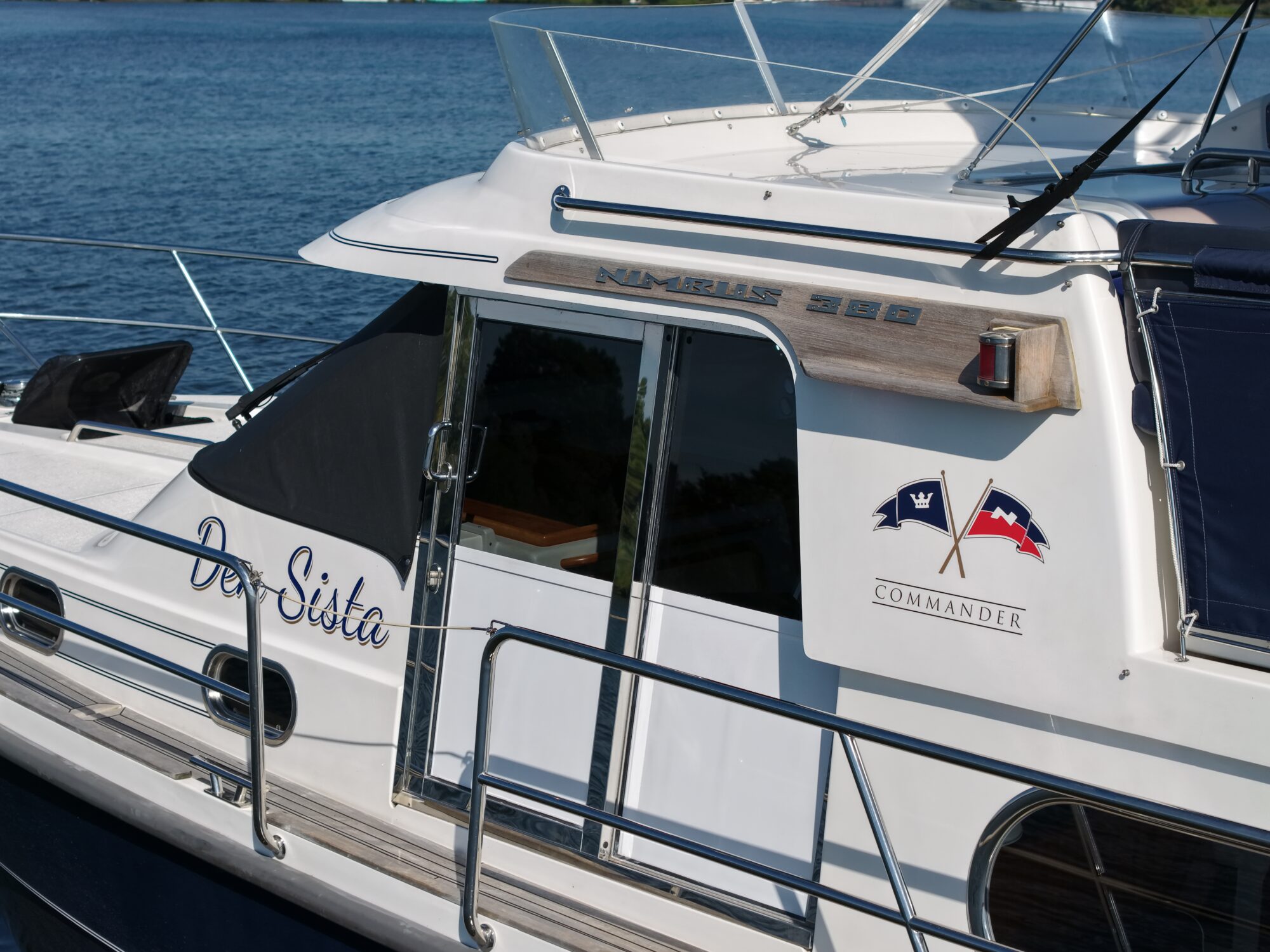 nimbus 380 Commander