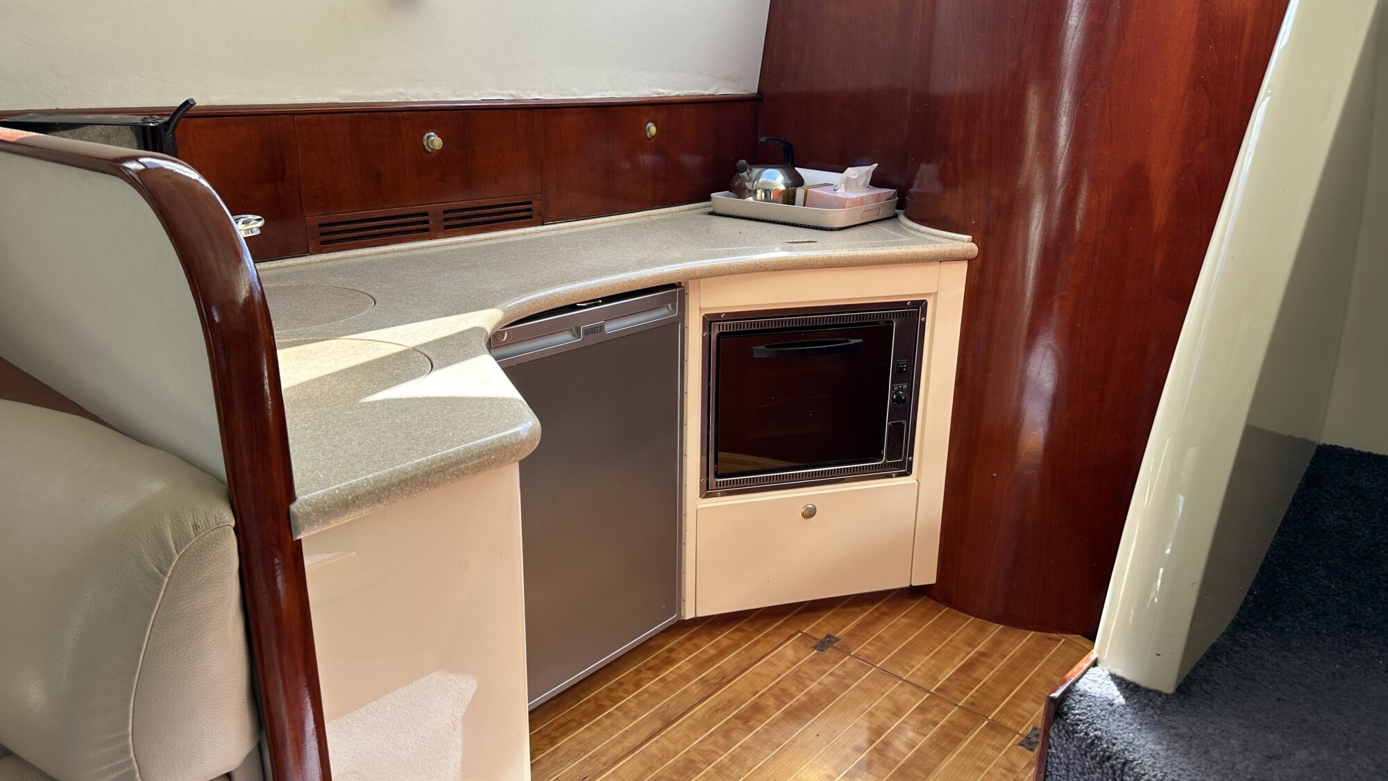 Fairline Phantom 40 Flybridge