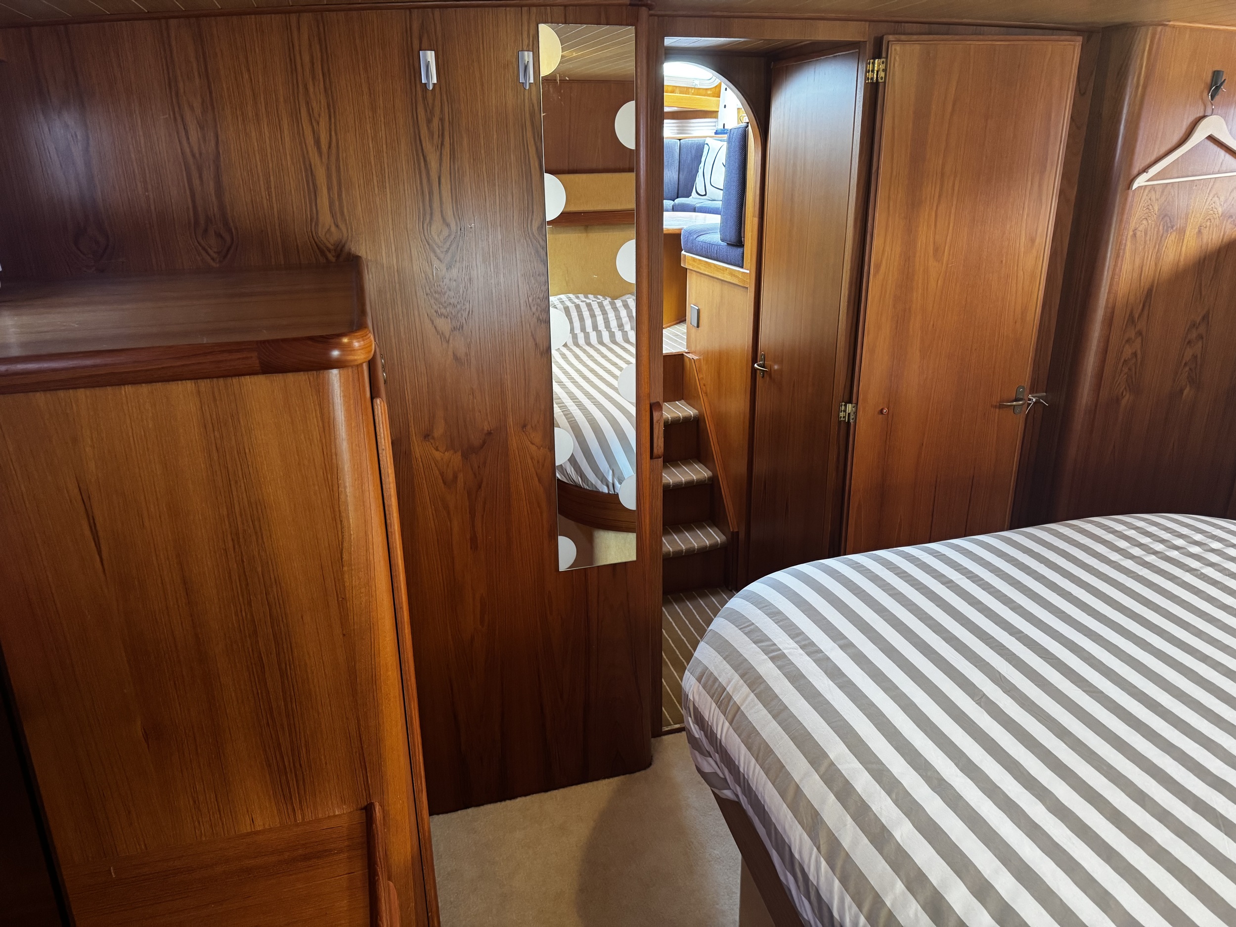 Aquanaut Drifter Trawler 1250 AK