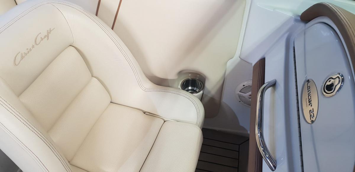Chris Craft 22 Lancer Rumble