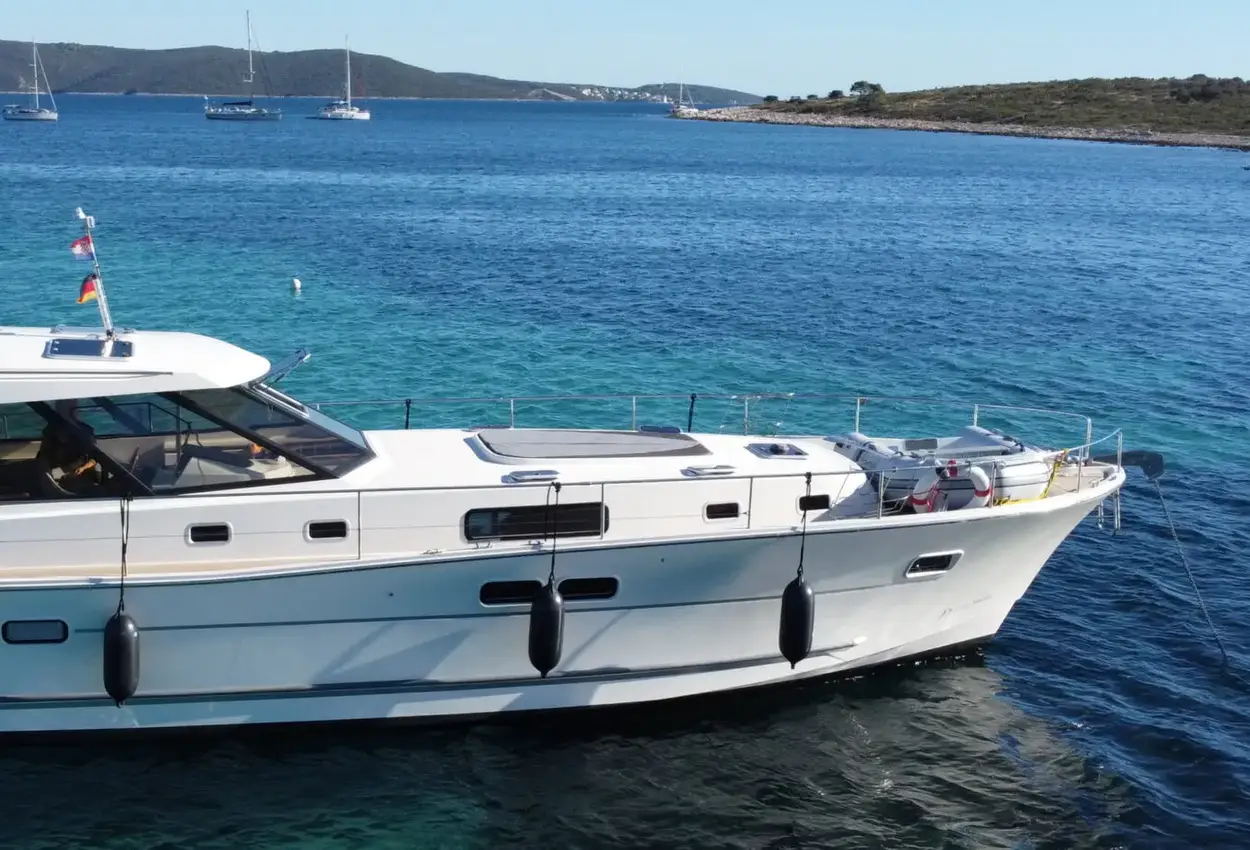Delphia Escape 1350