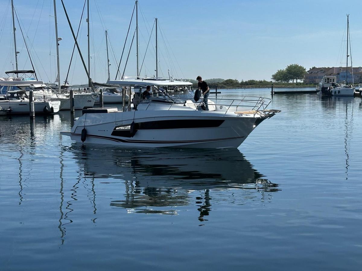 Jeaneau Cap Camarat 12.5-WA