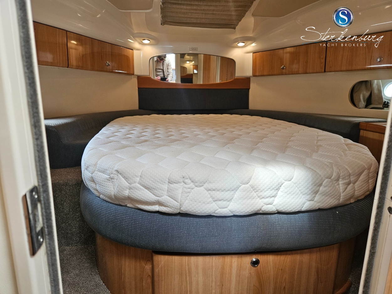 Sealine S37