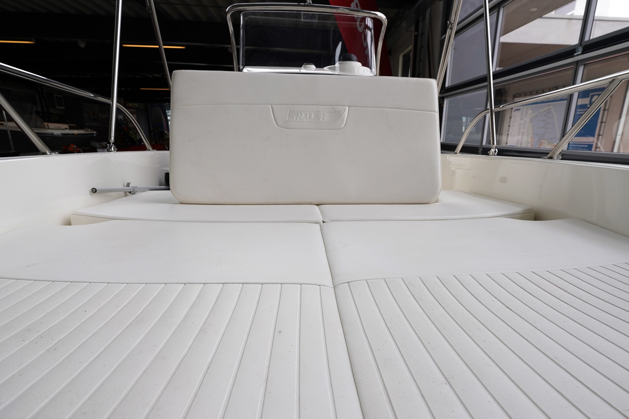 Boston Whaler 170 Dauntless