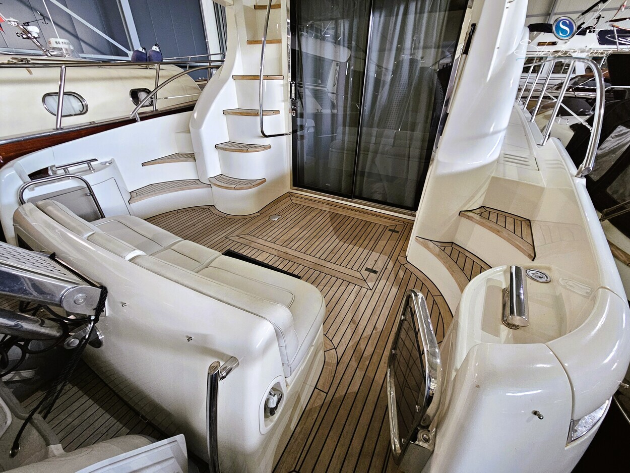 Azimut 42