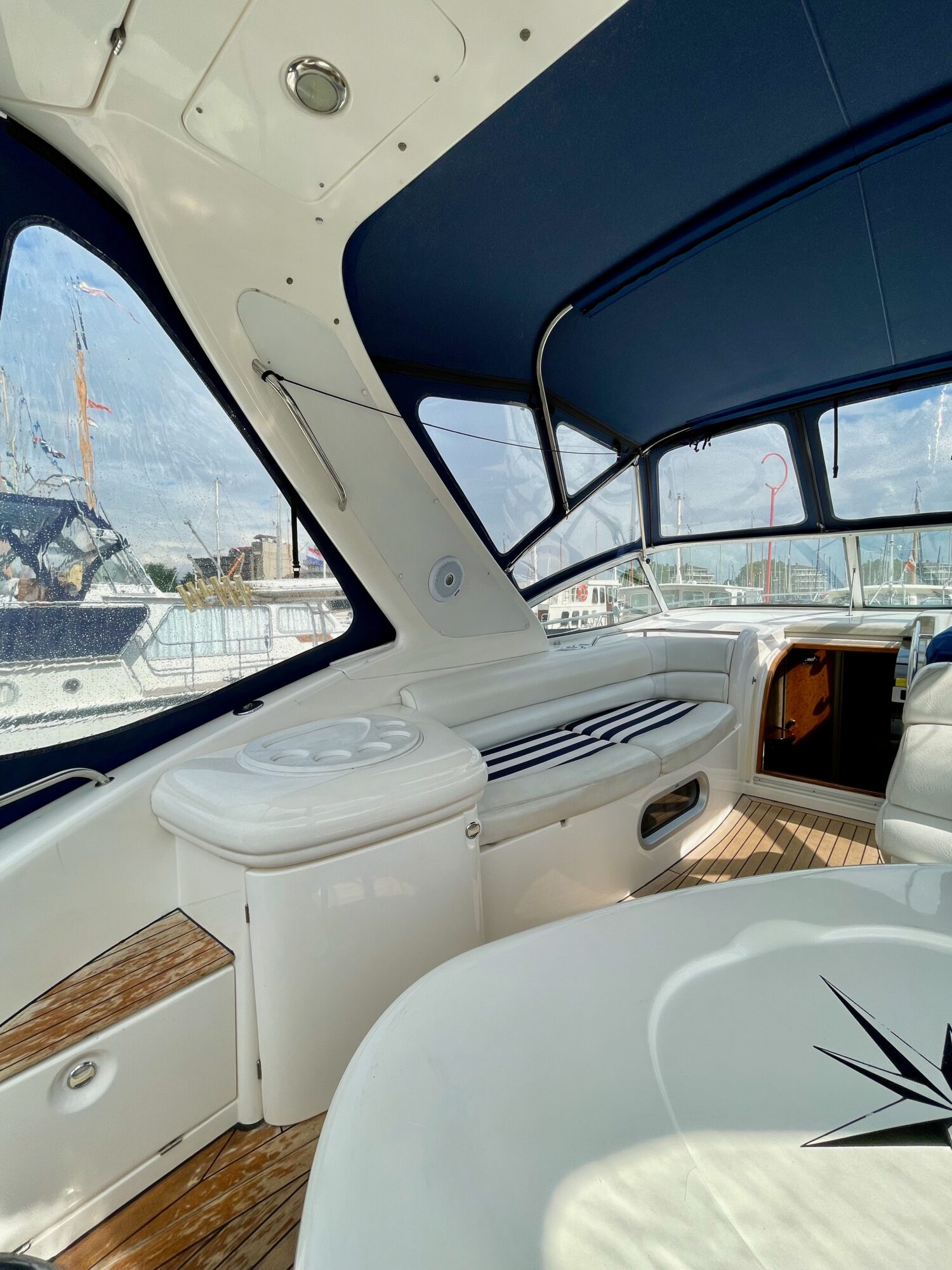 Sealine S37