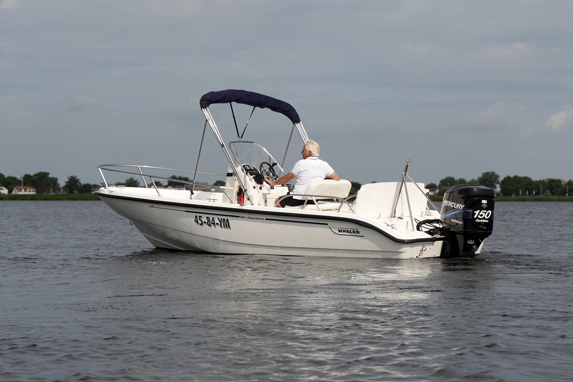 Boston Whaler 180 Dauntless