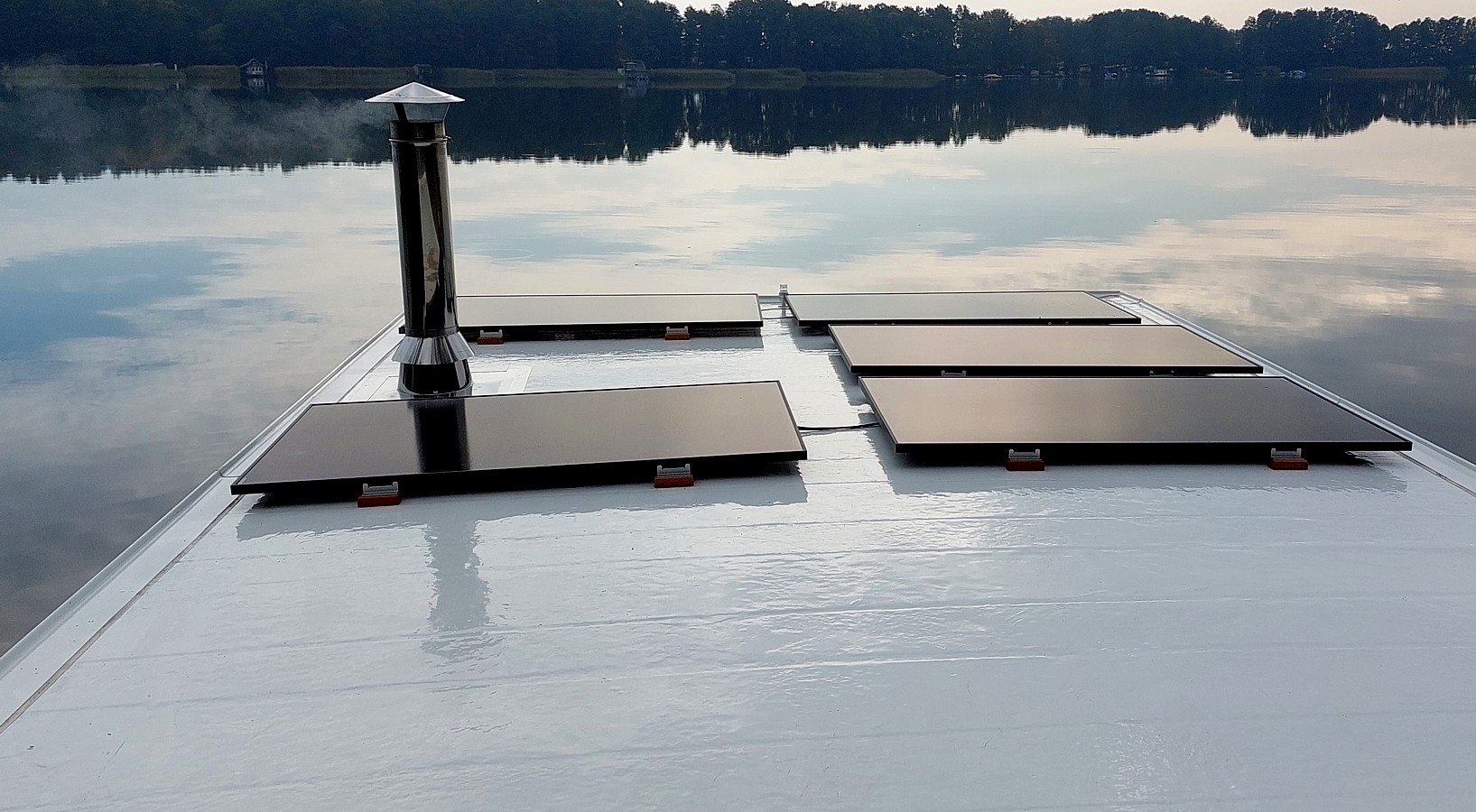 Houseboat ZOE 1200