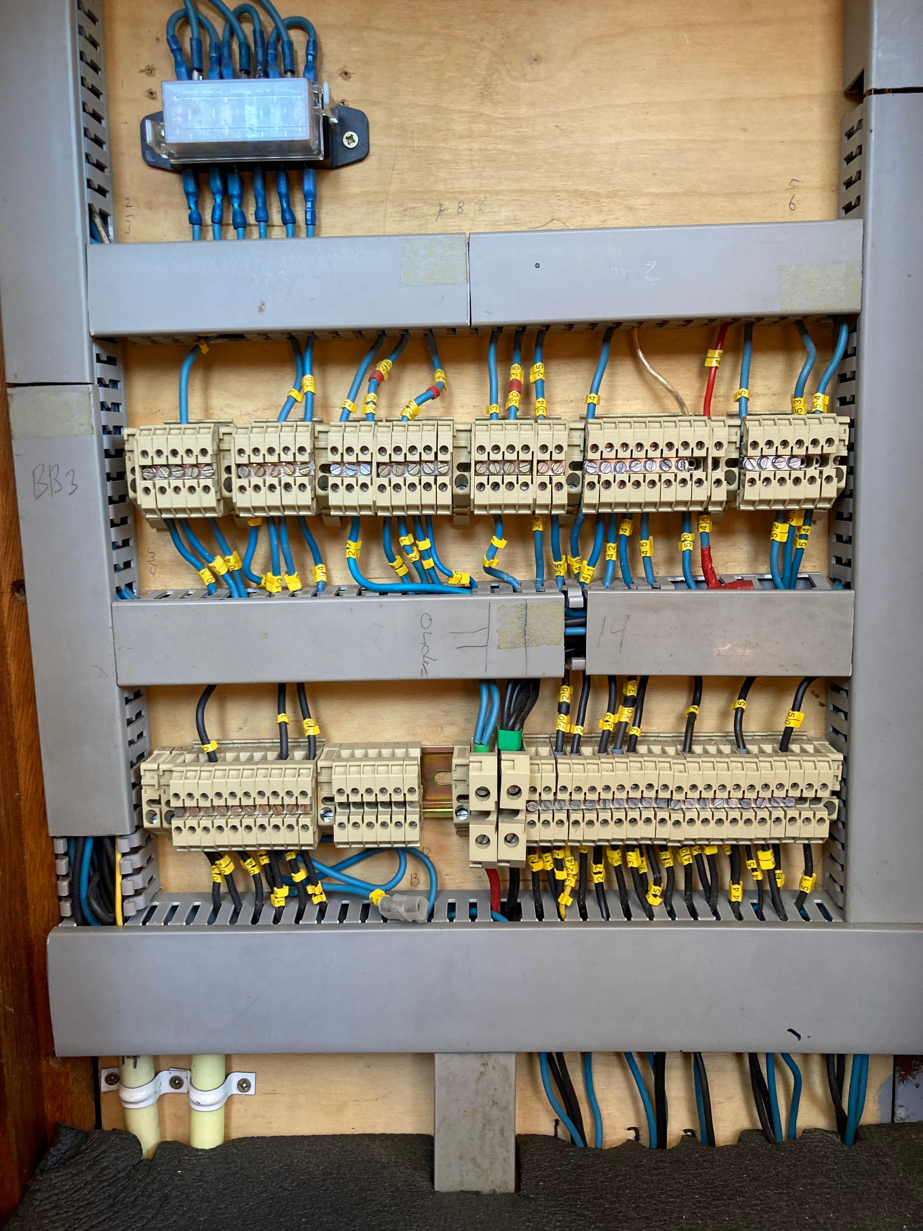 Motor Yacht Super Favorite AK 9.40