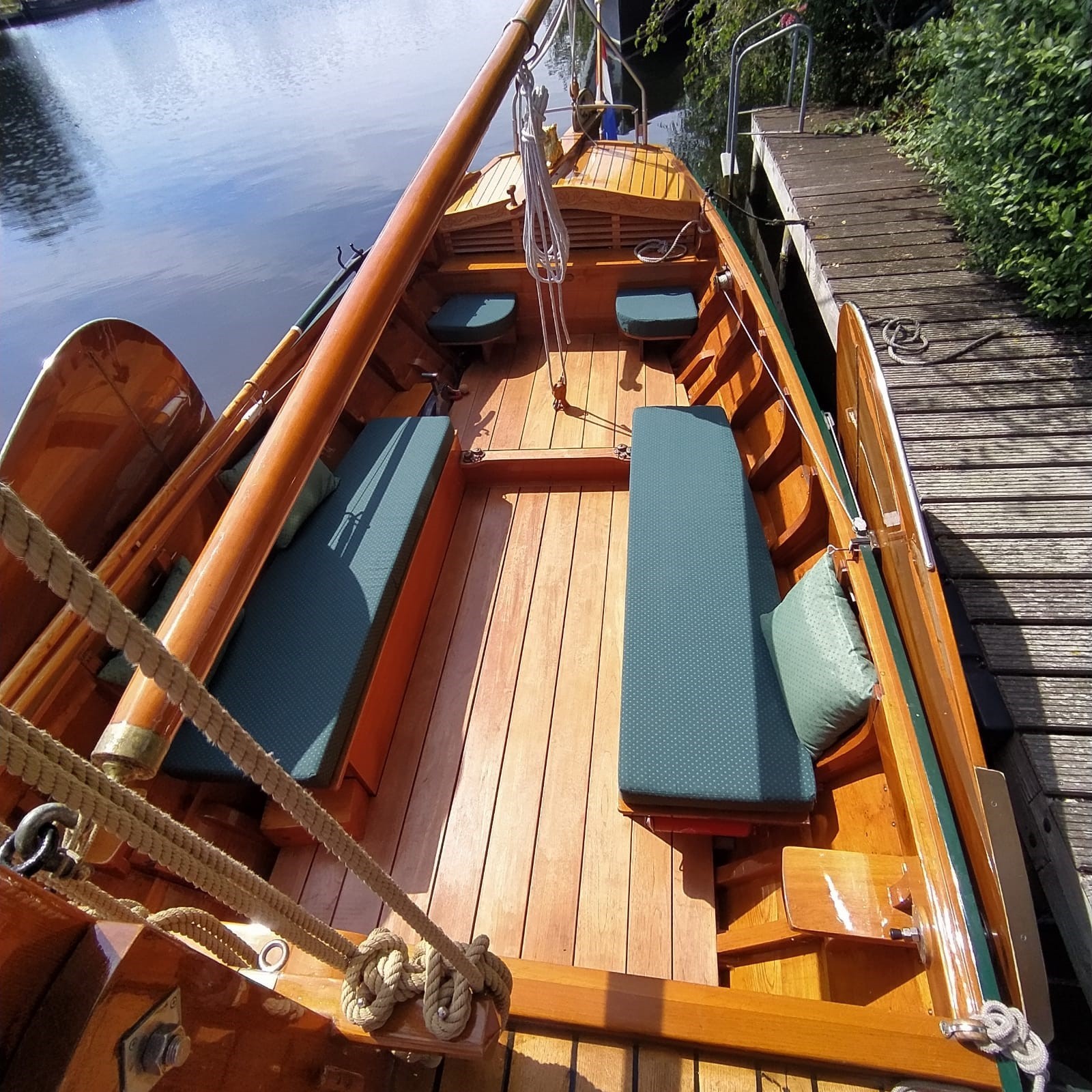 Van Der Meulen Schouw 700
