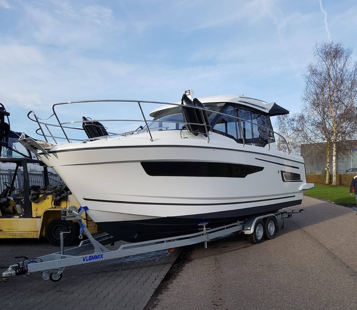 Jeanneau Merry Fisher 895