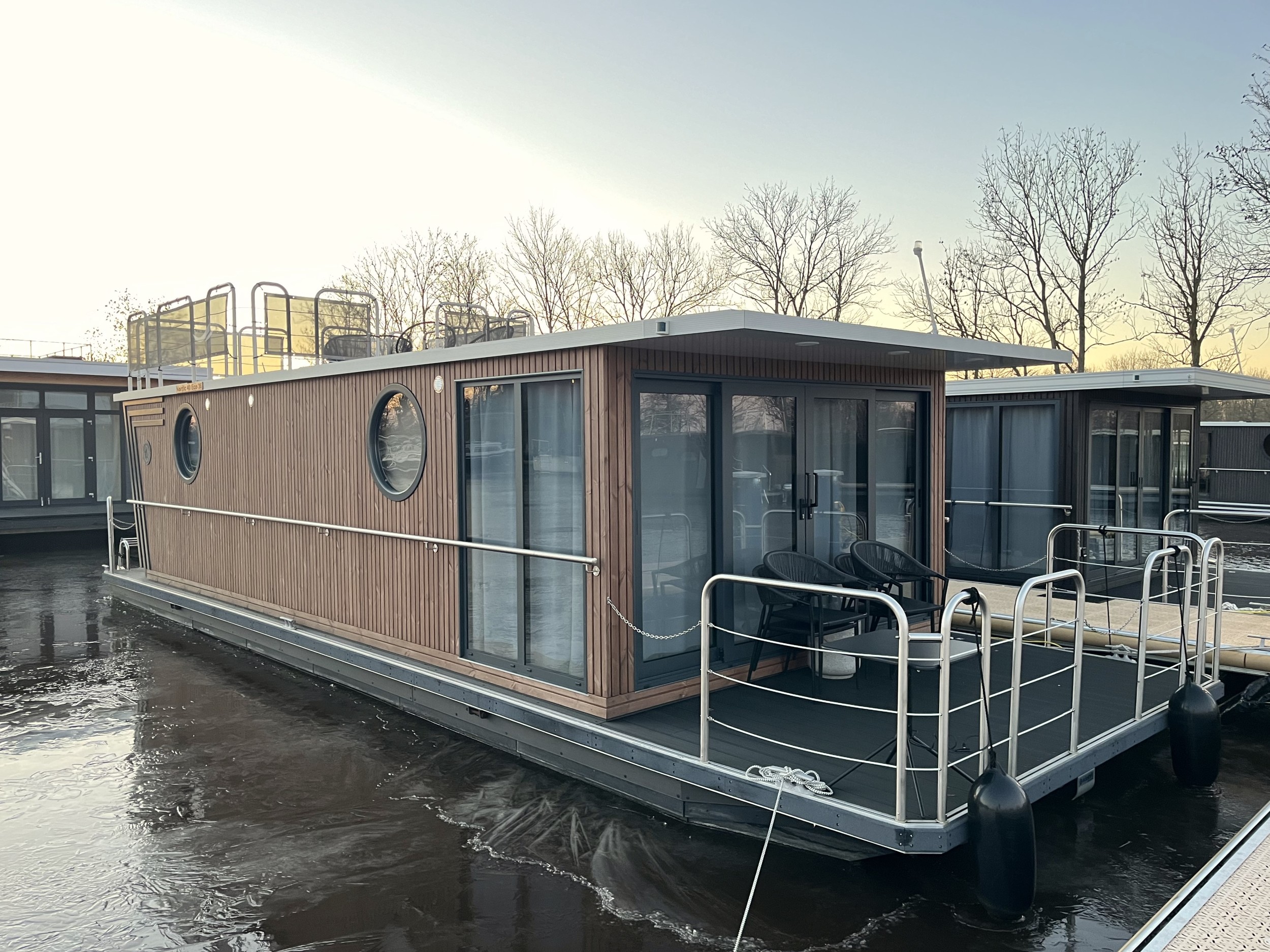 Nordic Season Houseboat NS 40 Eco 36m2 Sneekermeer Ligplaats