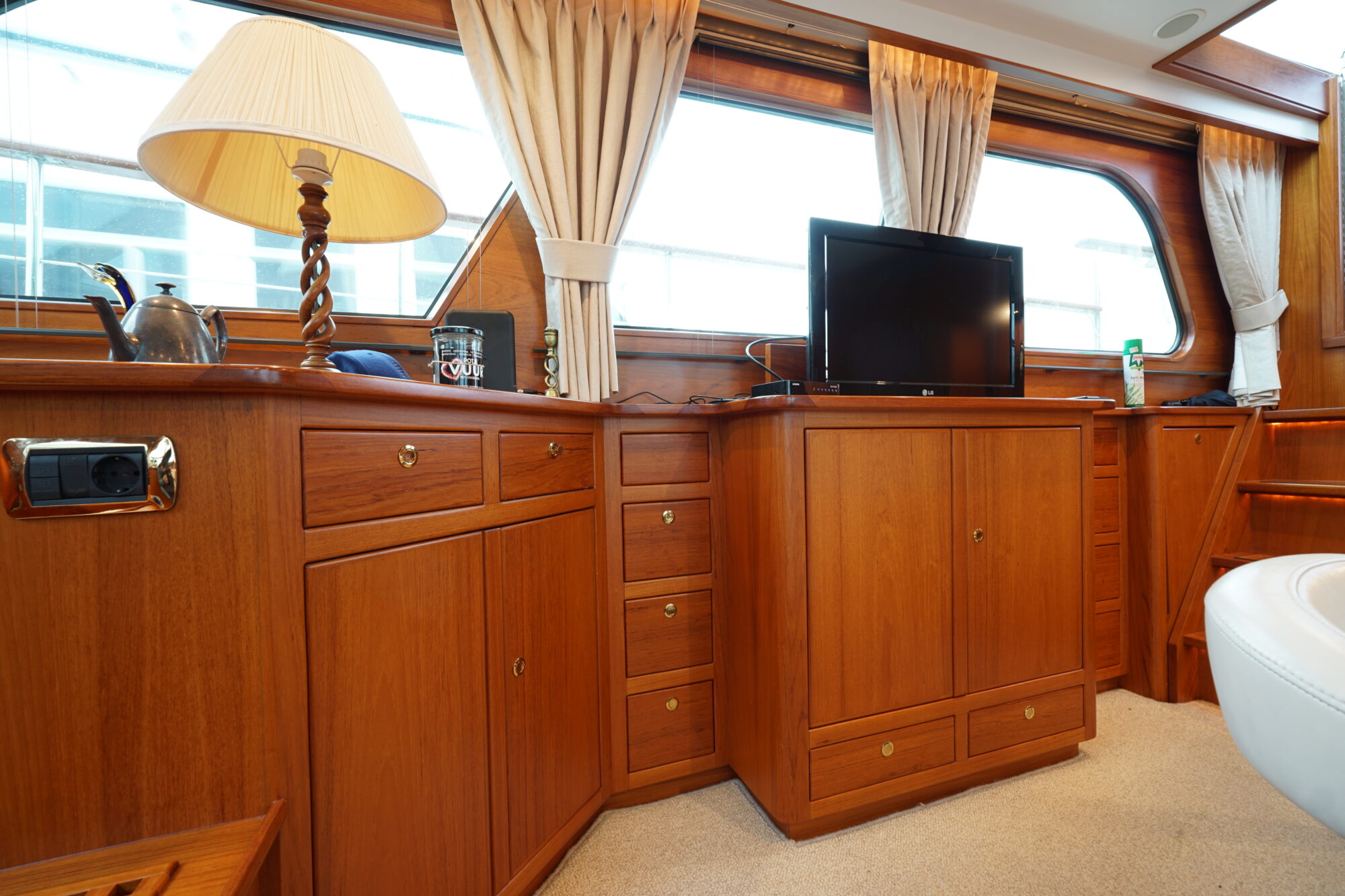 Super van Craft 14.80 Cabrio Stabilizers