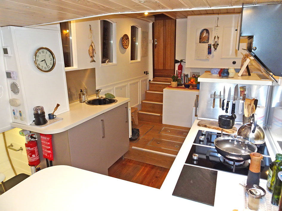 Varend Woonschip Skutsje 17.12