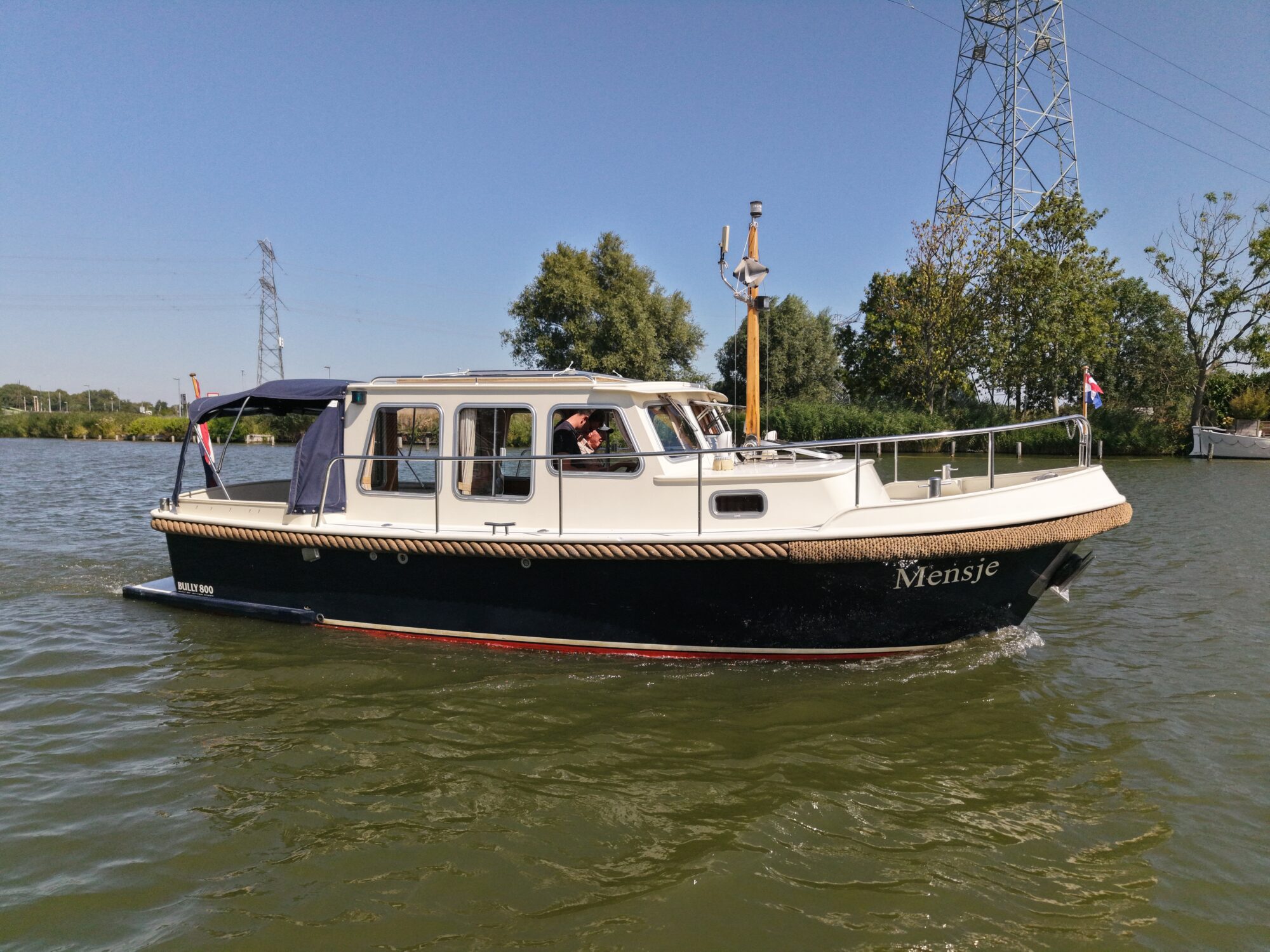 Jetten Bully 800