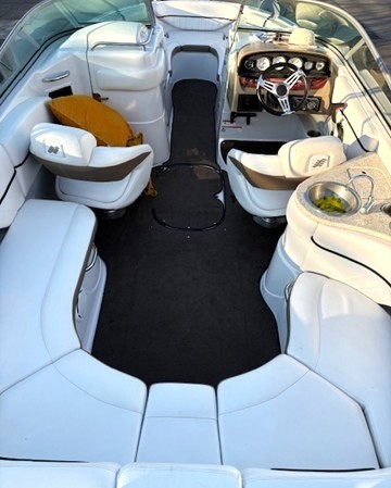 Four Winns H240