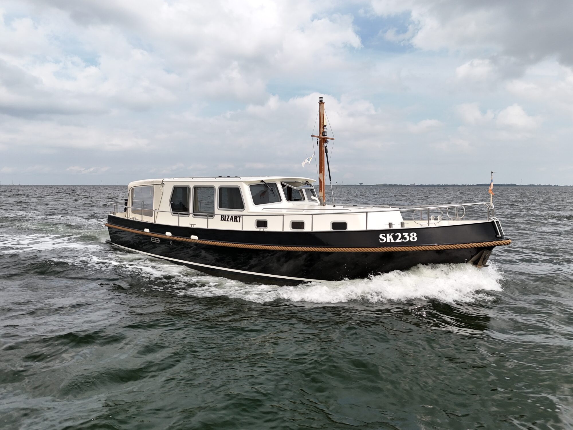 SK Kotter 12.50 Sedan