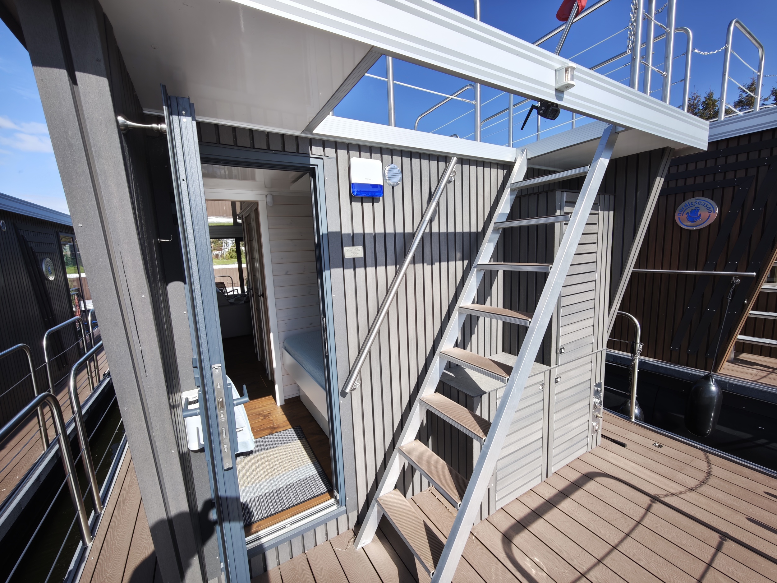 Nordic Season DEMO NS 40 Eco 23m2 Houseboat