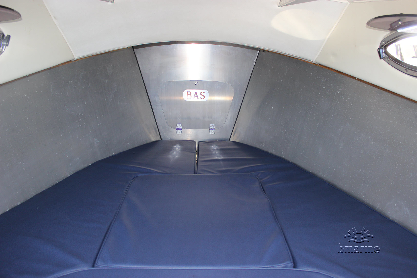 BAS LSB 700 Aluminium Cabin