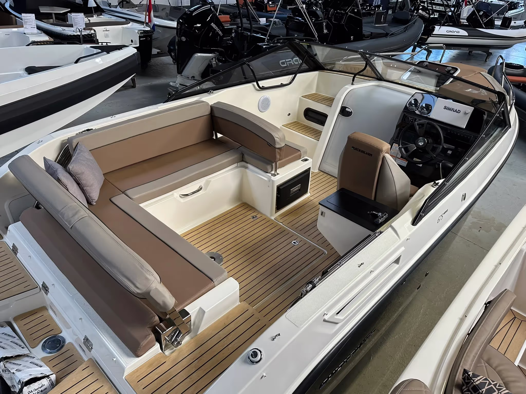 Quicksilver 675 Cruiser