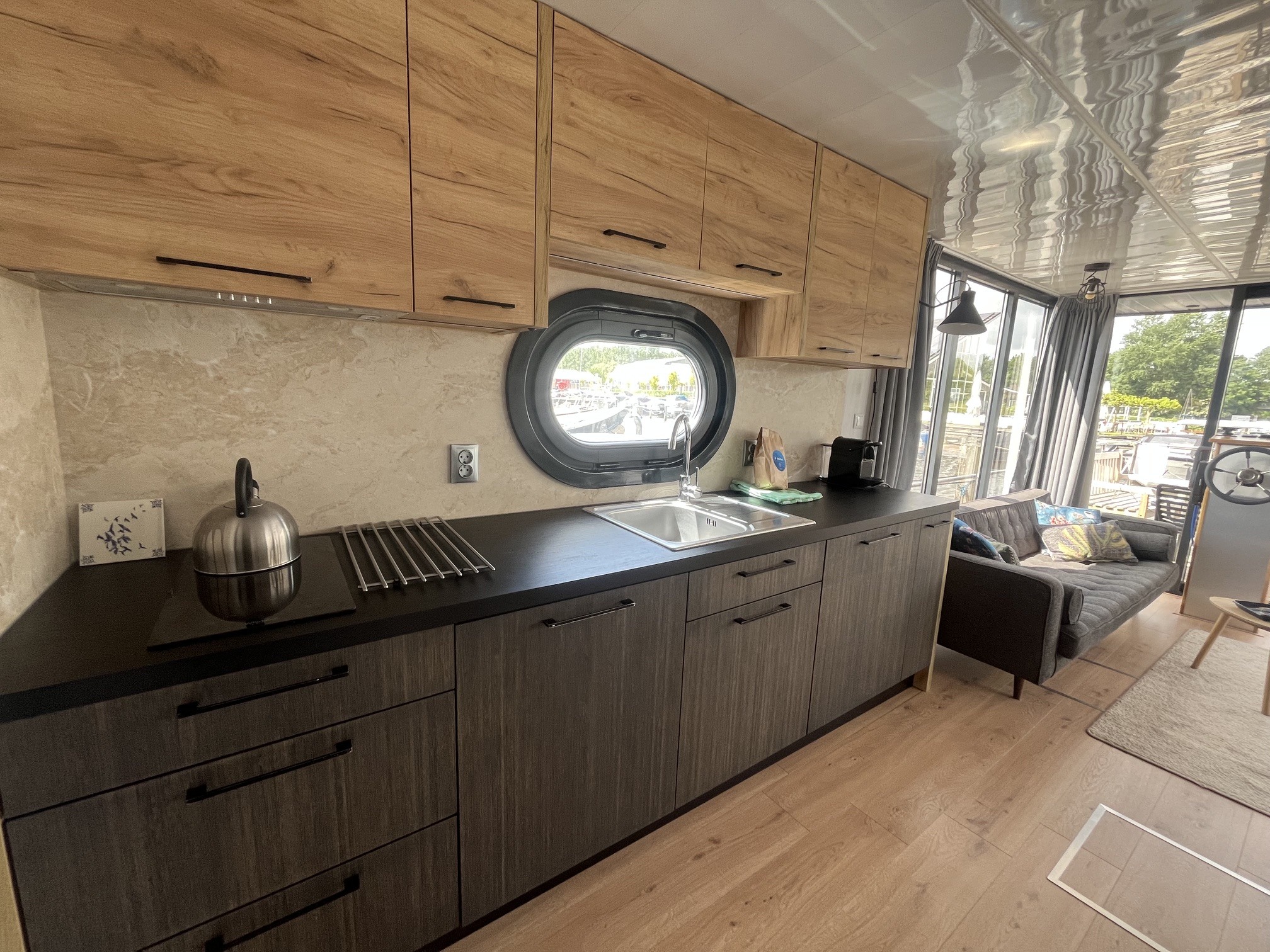 Campi 400 Houseboat 400, Uitgeest Ligplaats